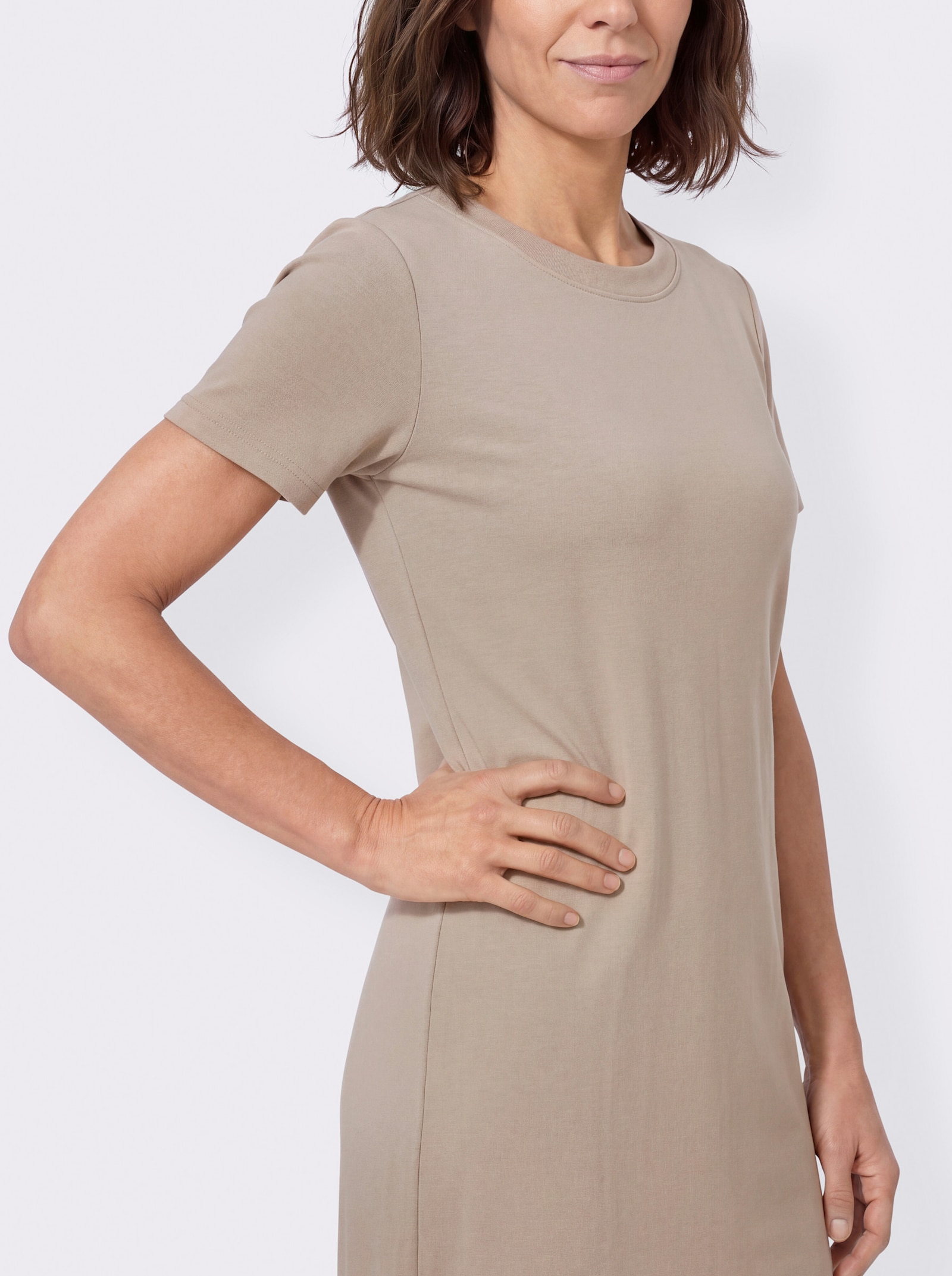 Jerseykleid mit Seitenschlitzen - sesam
