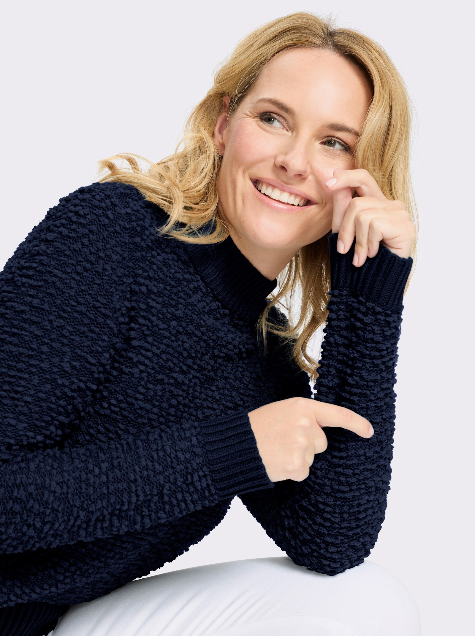 Stehkragenpullover aus Effektgarn - marine