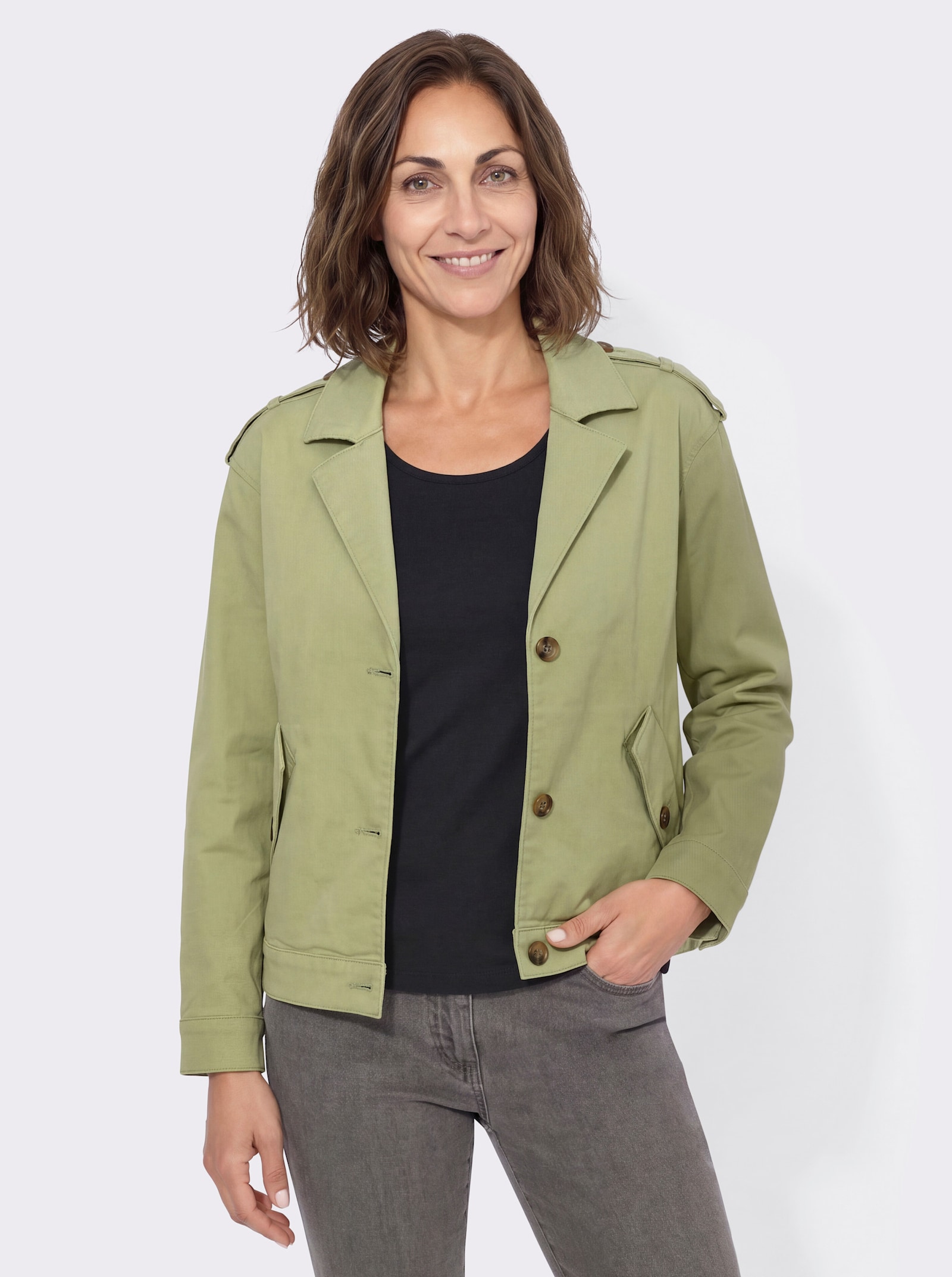 Jeansjacke mit Pattentaschen - lindgrün