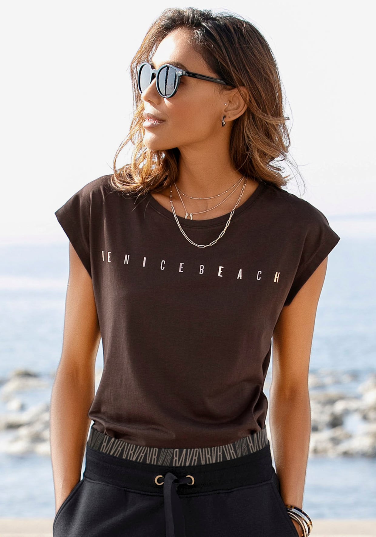 Venice Beach Shirt met korte mouwen - donkerbruin