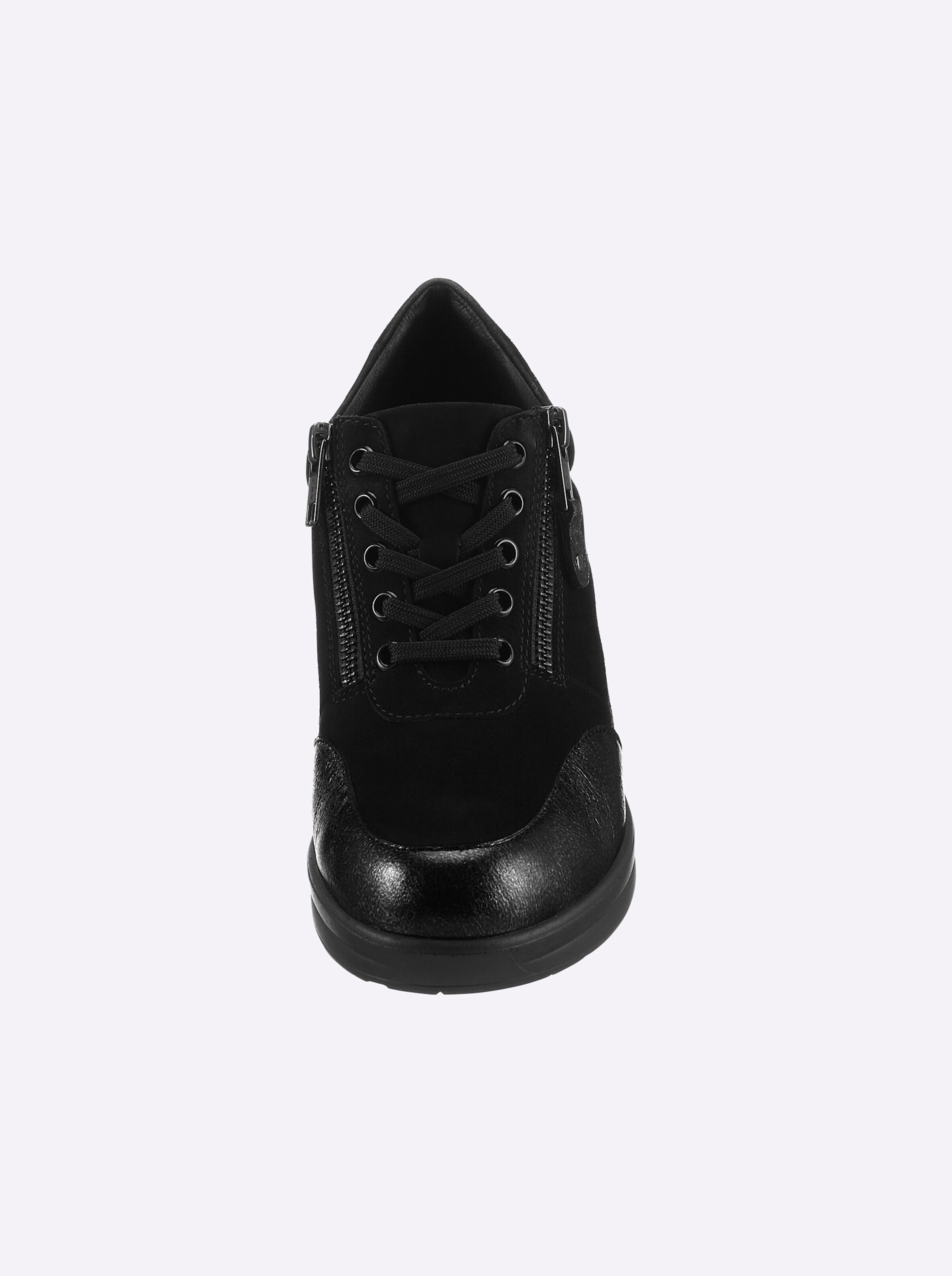 Der doppelte günstig Kaufen-Sneaker in schwarz von airsoft modern+. Sneaker in schwarz von airsoft modern+ <![CDATA[Lieblingsstück, Allrounder und Komfort-Favorit: Sneaker von Airsoft aus Veloursleder mit edel glänzenden Patches. Textile Innenausstattung. Doppelter Reißverschluss