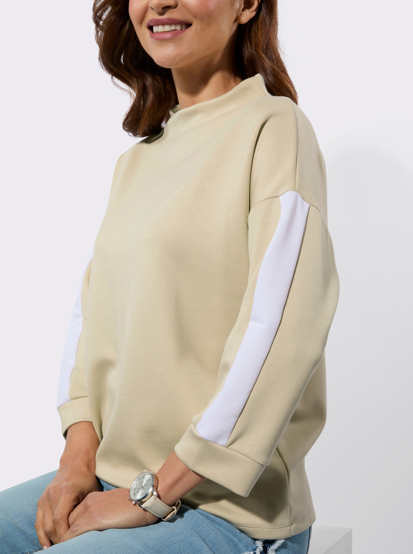 Stehkragenshirt mit Kontraststreifen - sand-weiss