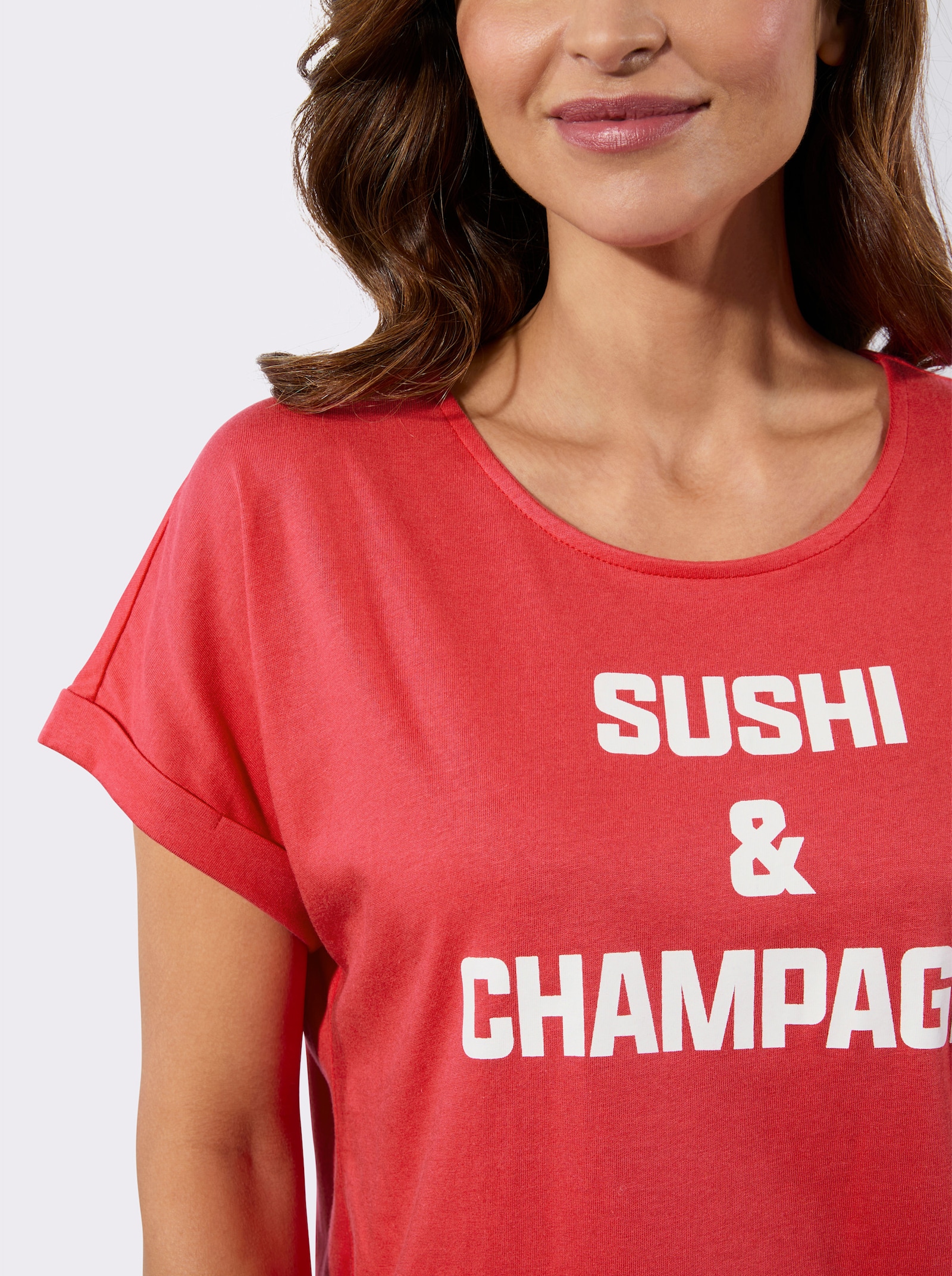 Rundhalsshirt mit Schriftzug - erdbeere-weiß