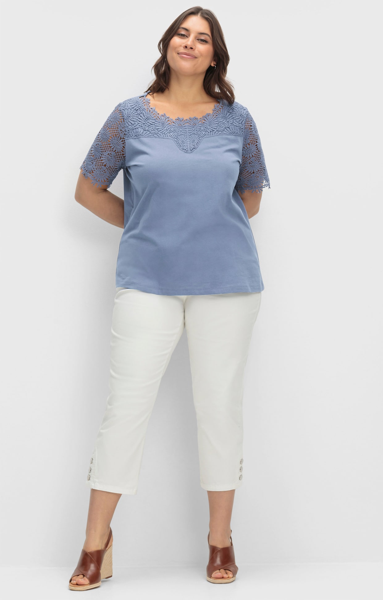 Spitzenshirt mit transparenter Spitze - eisblau