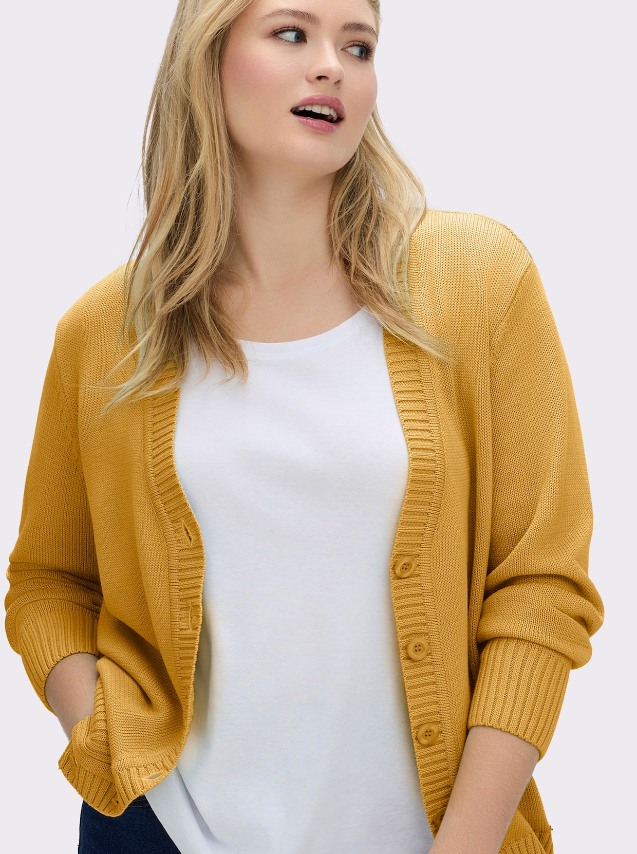 Strickjacke mit farblich abgestimmten Knöpfen - maisgelb