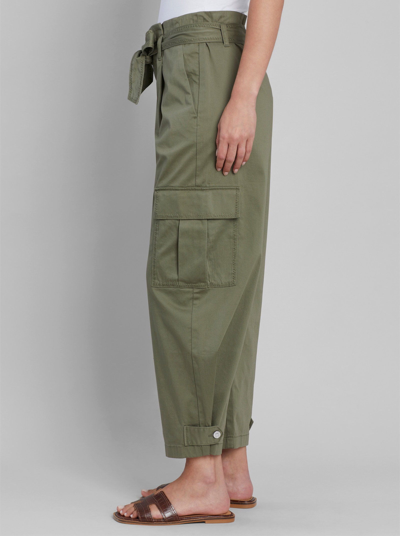 heine Cargohose in Paperbag-Optik - khaki