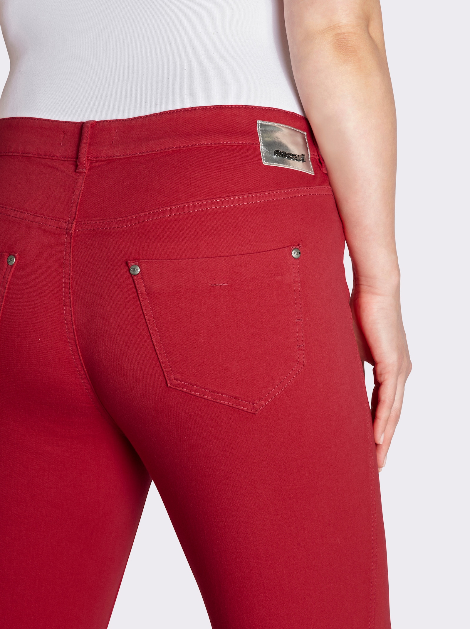 Ascari Stretch-Jeans in Röhren-Form - rot