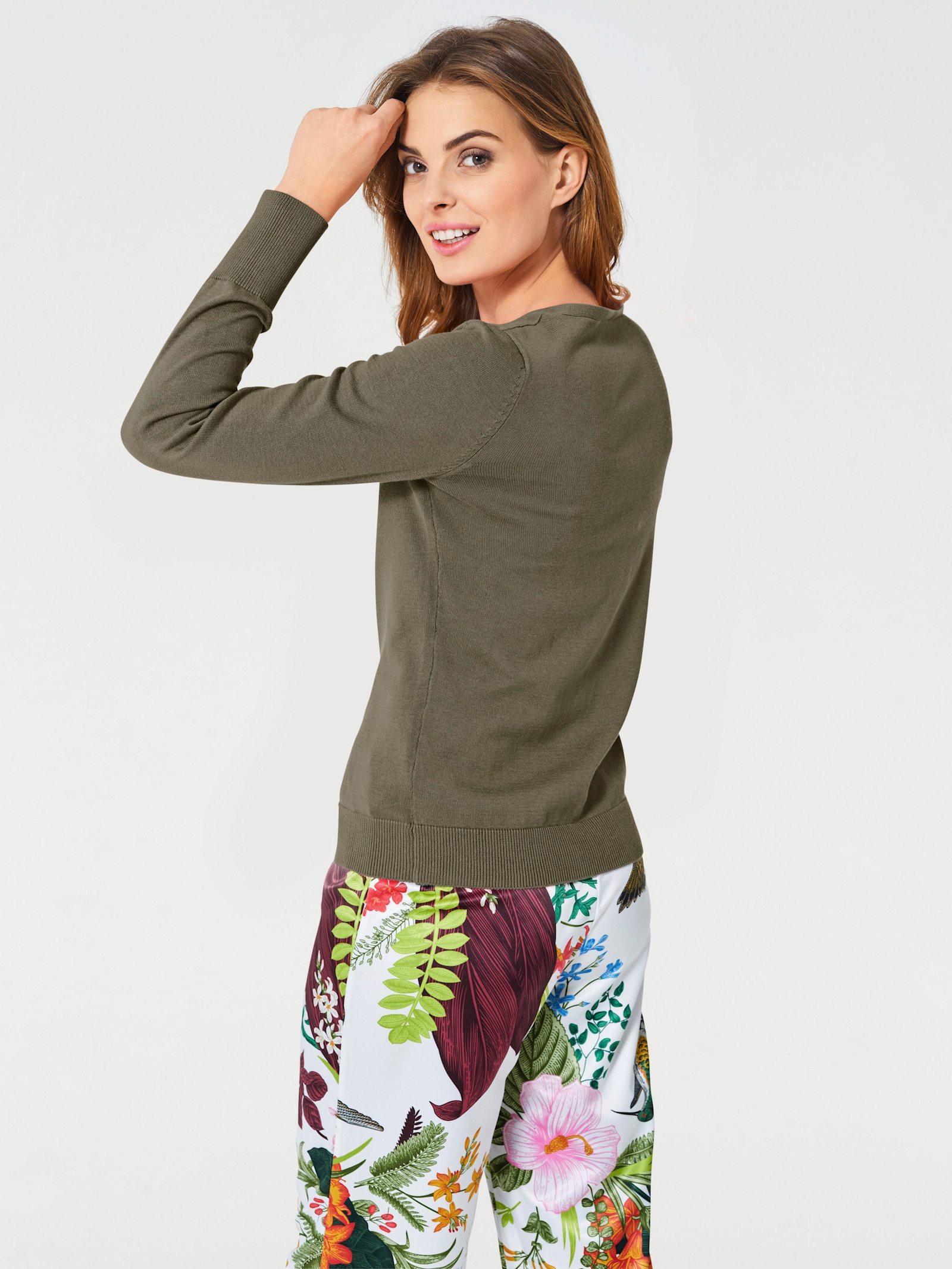 heine Finstickad kofta i cardiganmodell - oliv