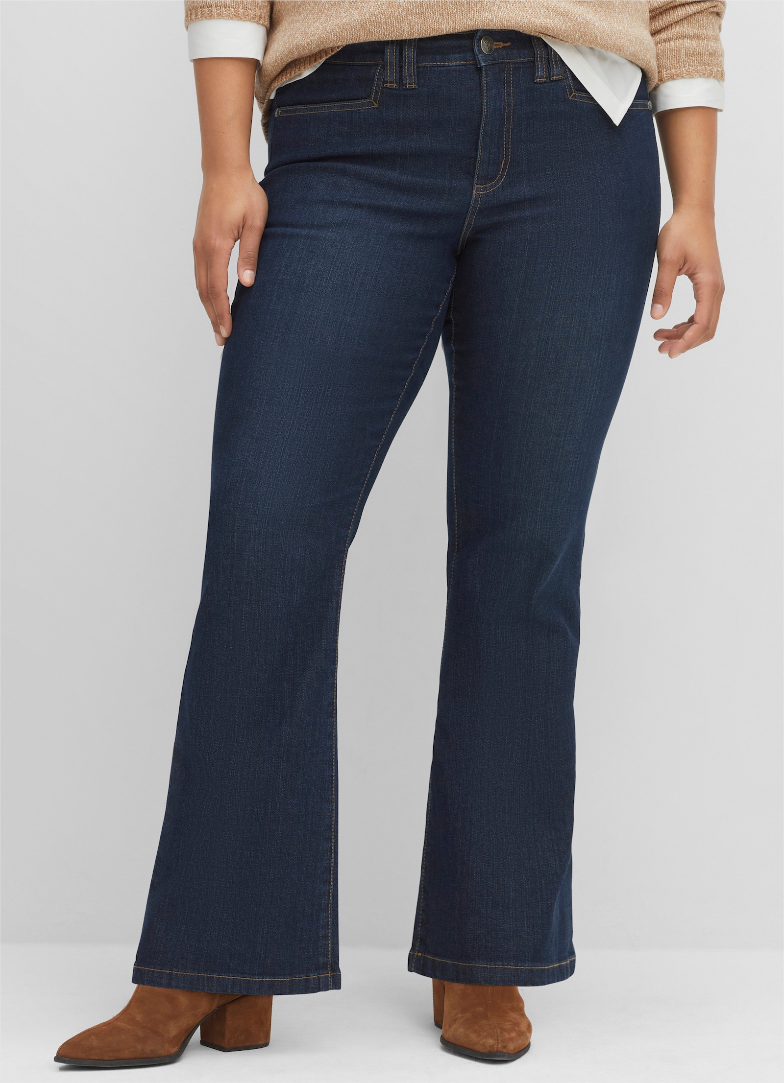 sheego Jean bootcut avec coutures contrastées - bleu denim foncé