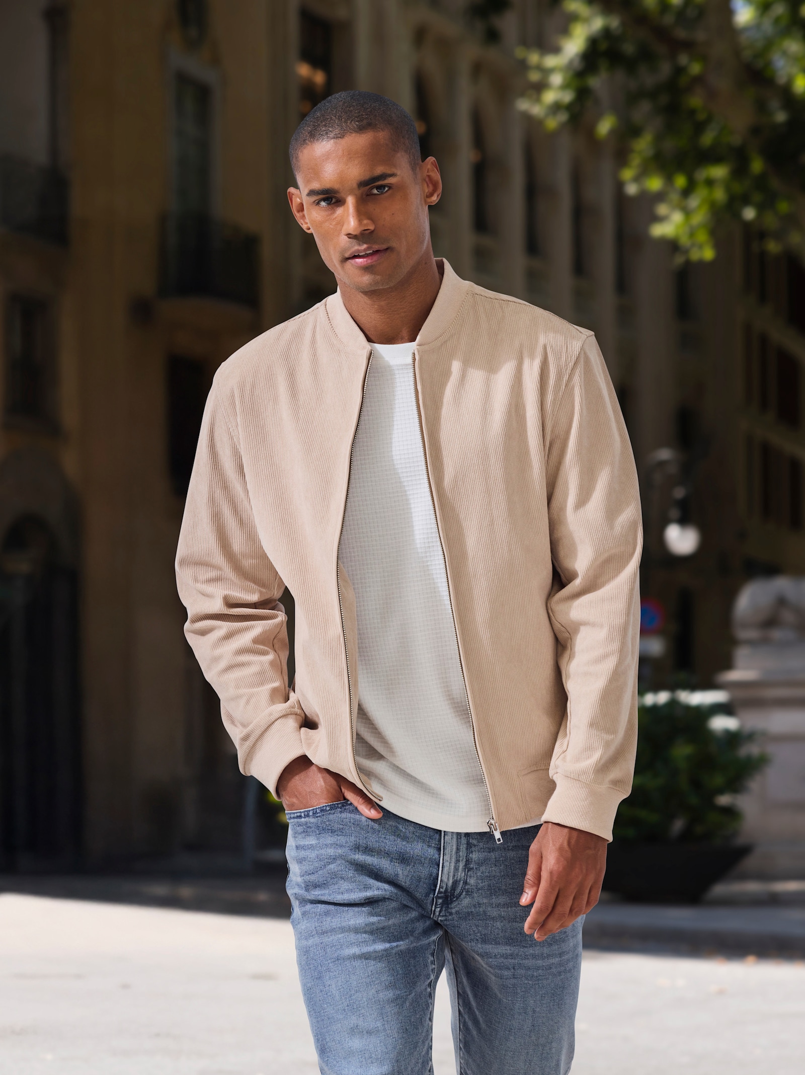 H.I.S Cordjacke - beige