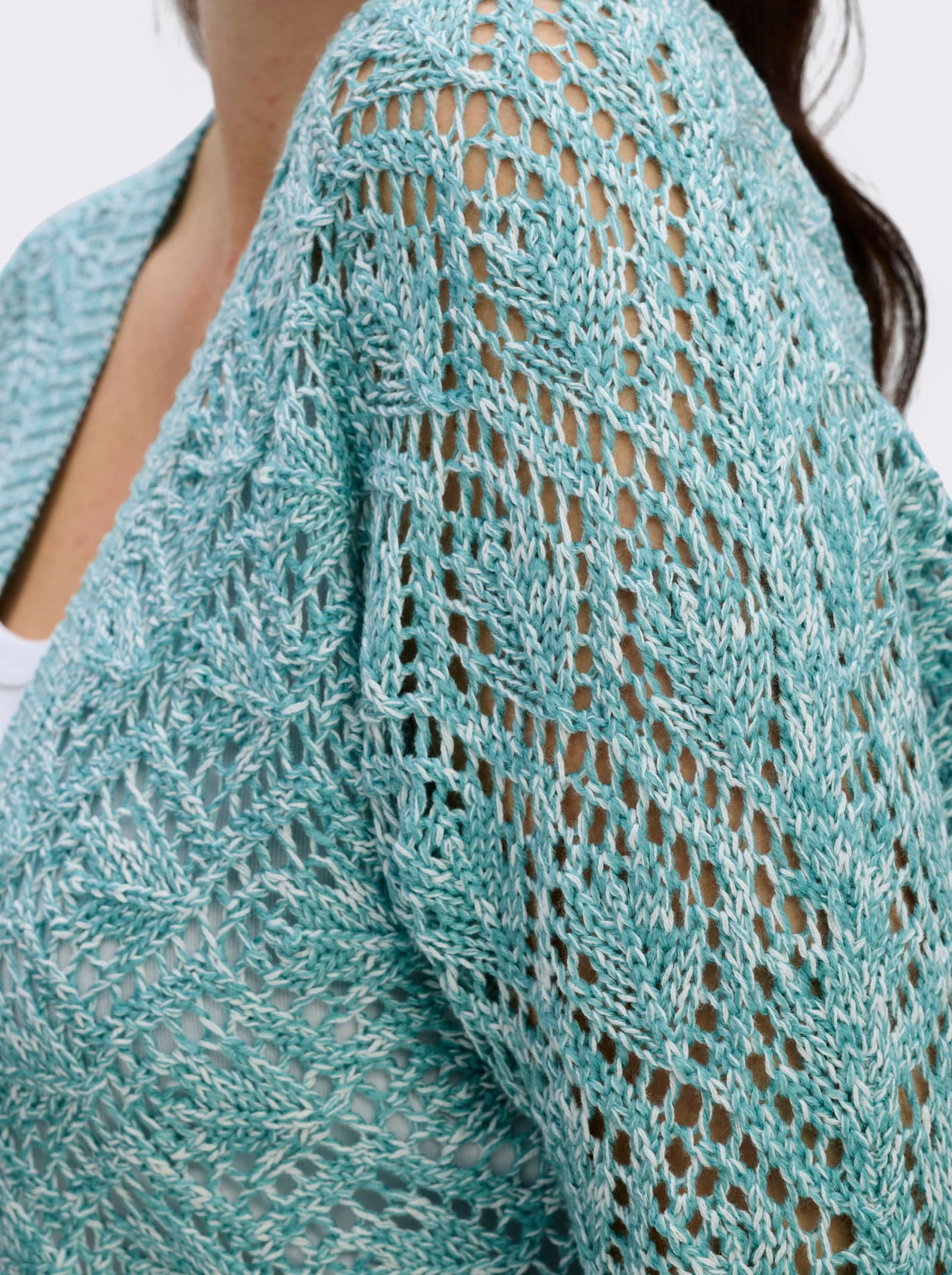 Ajourstrickjacke mit Fledermaus-Ärmeln - ozean-ecru-meliert