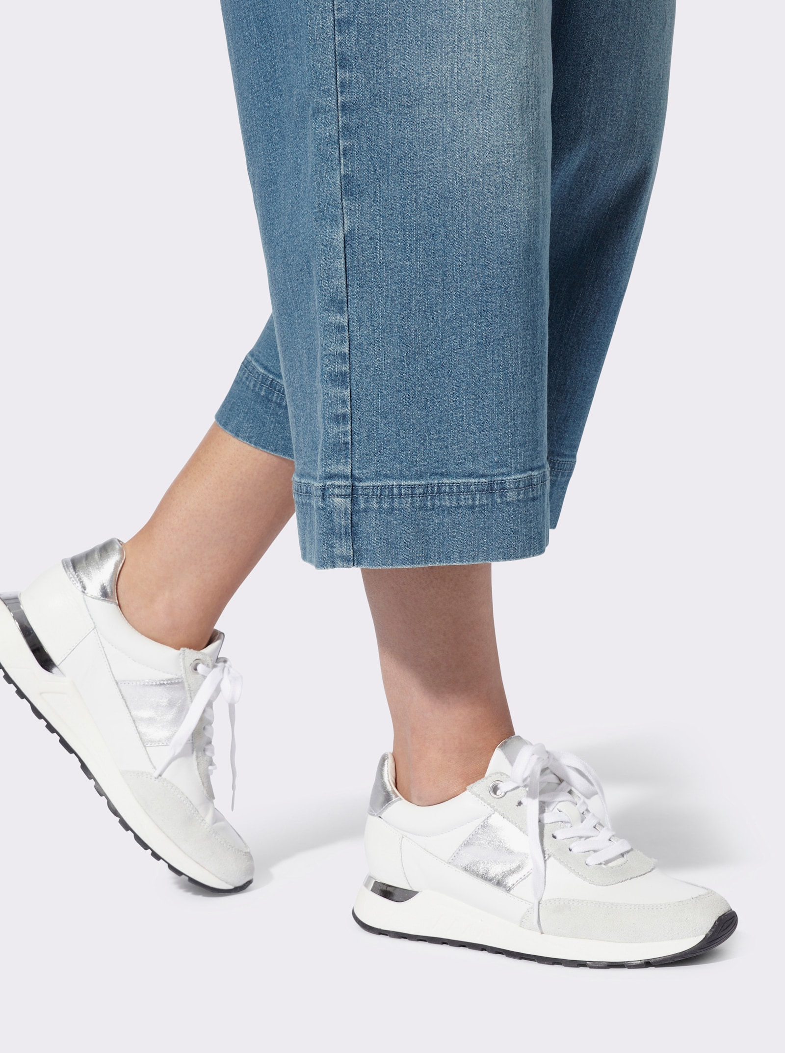 heine Jean 7/8 à la coupe jupe-culotte - bleu blanchi