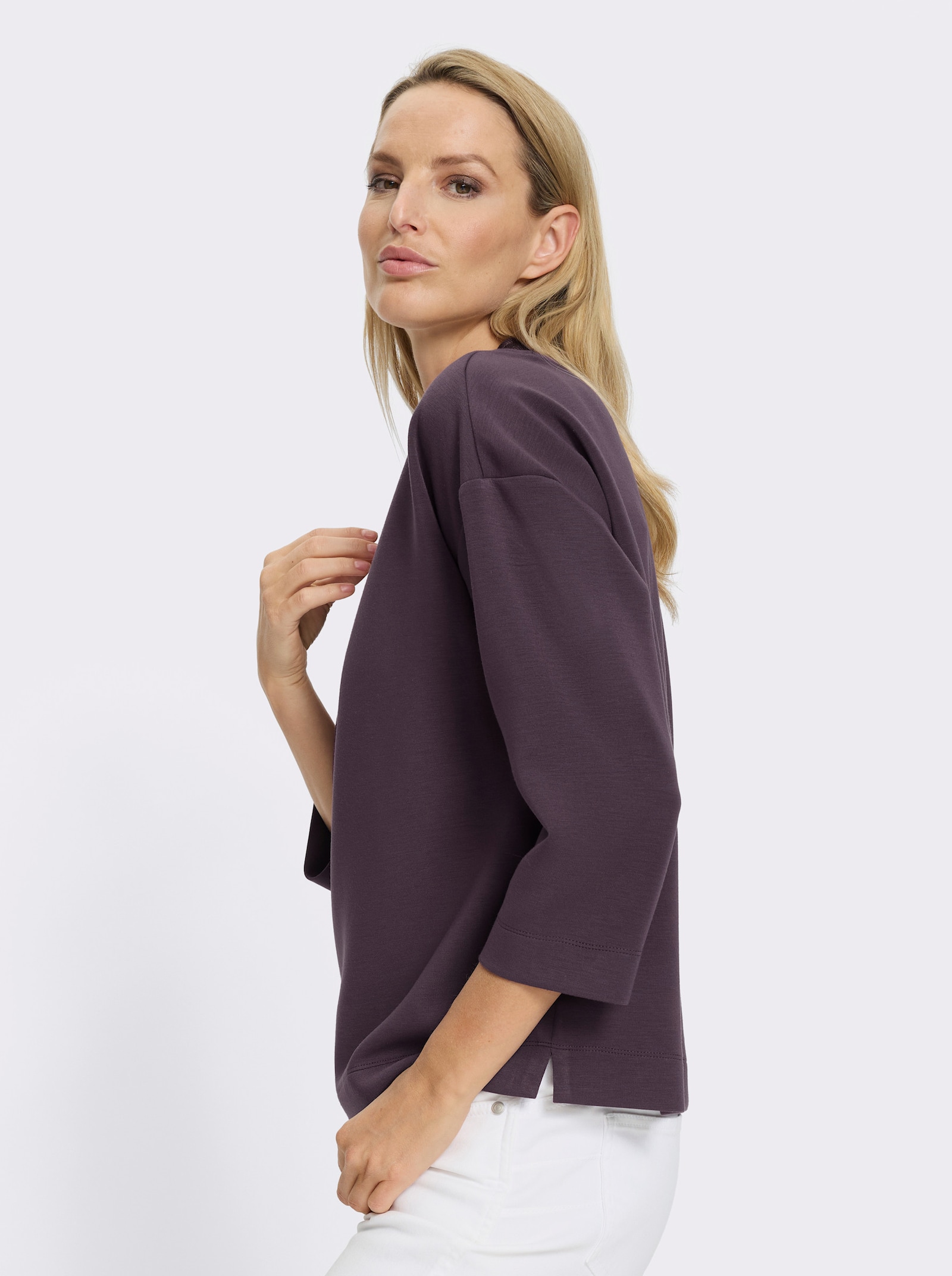 heine Sweatshirt mit detailreichem V-Ausschnitt - aubergine