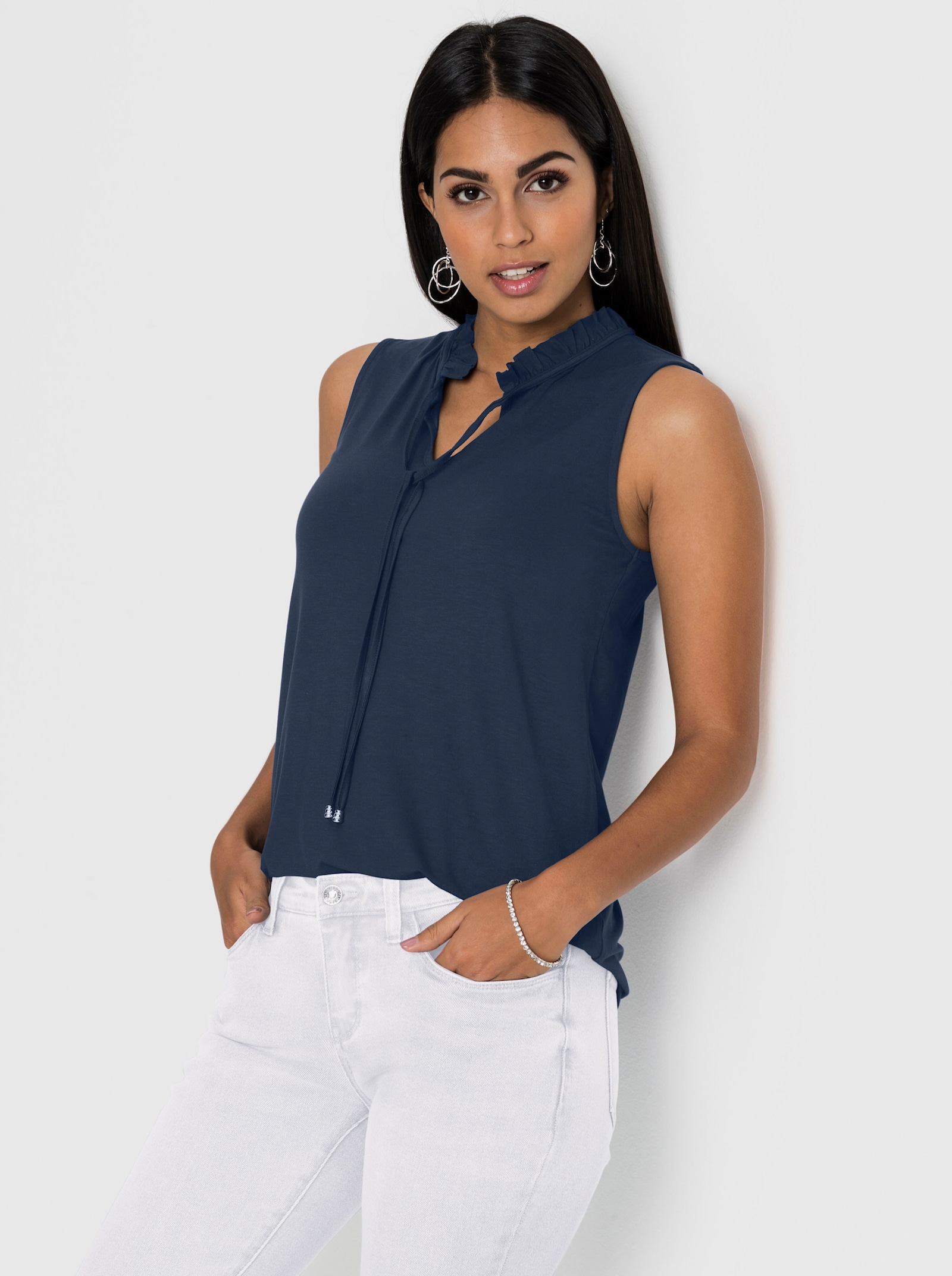 Shirttop mit Rüschen am Stehkragen - dunkelblau