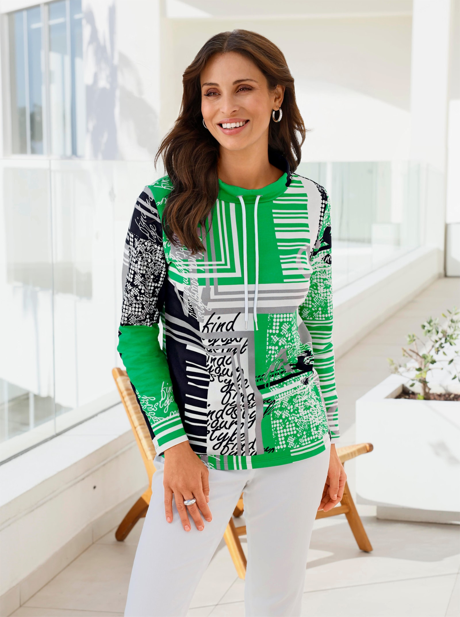 Sweatshirt mit Druck-Dessin - grasgrün-weiß-bedruckt