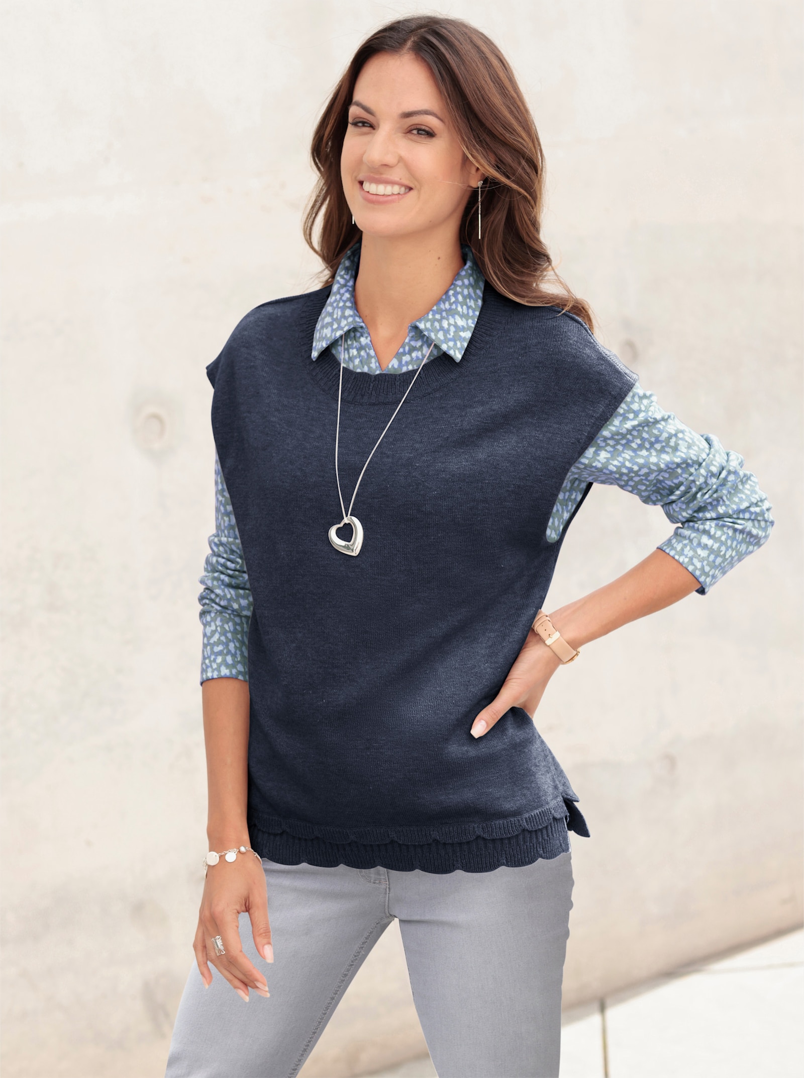 Pullunder mit gebogten Abschlüssen - dunkelblau-meliert