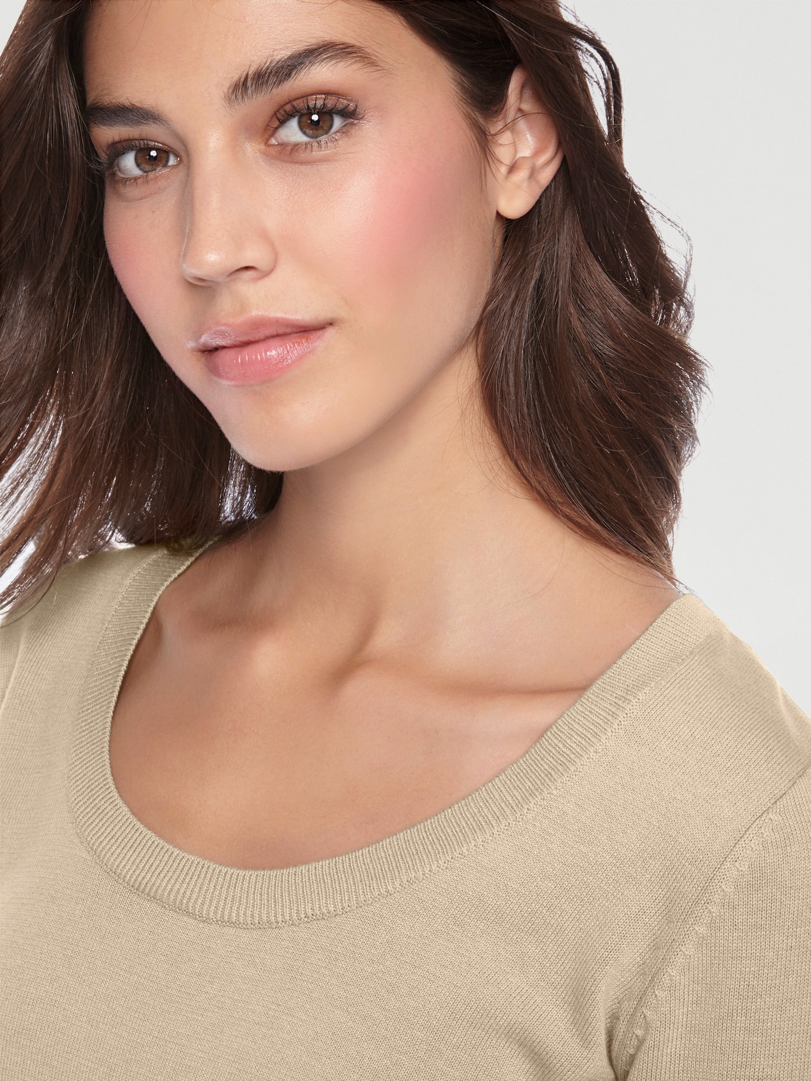 heine Rundhalspullover aus Feinstrick - beige