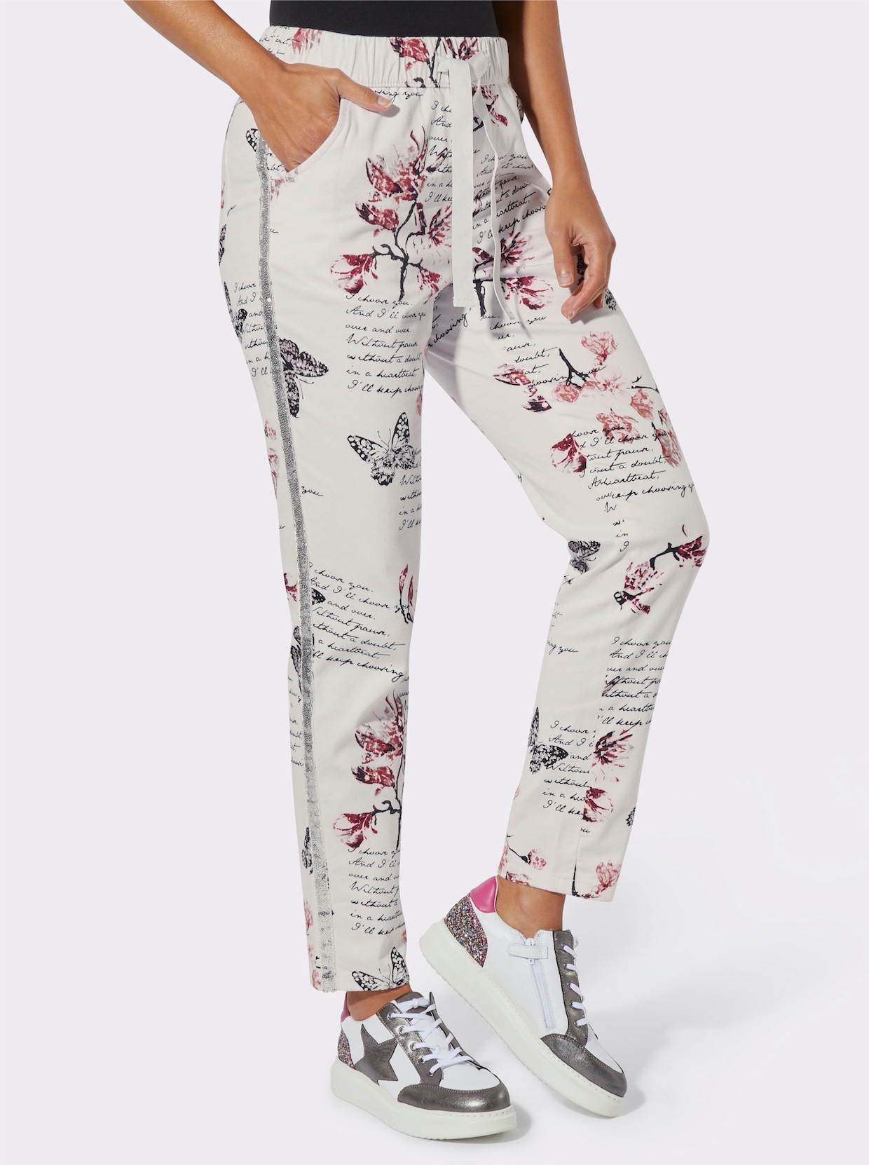 Pantalon 7/8 avec imprimé floral et lettering - écru-noir imprimé