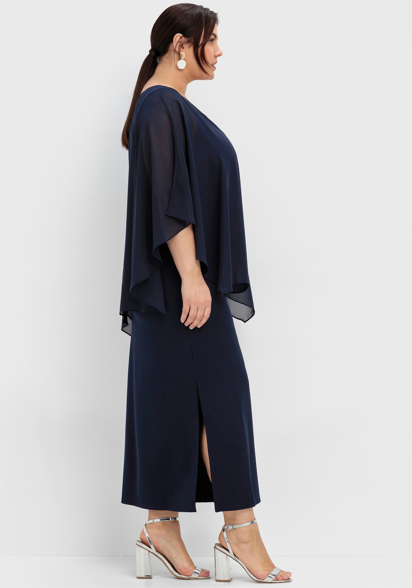 sheego Abendkleid mit Fledermausärmeln - marine