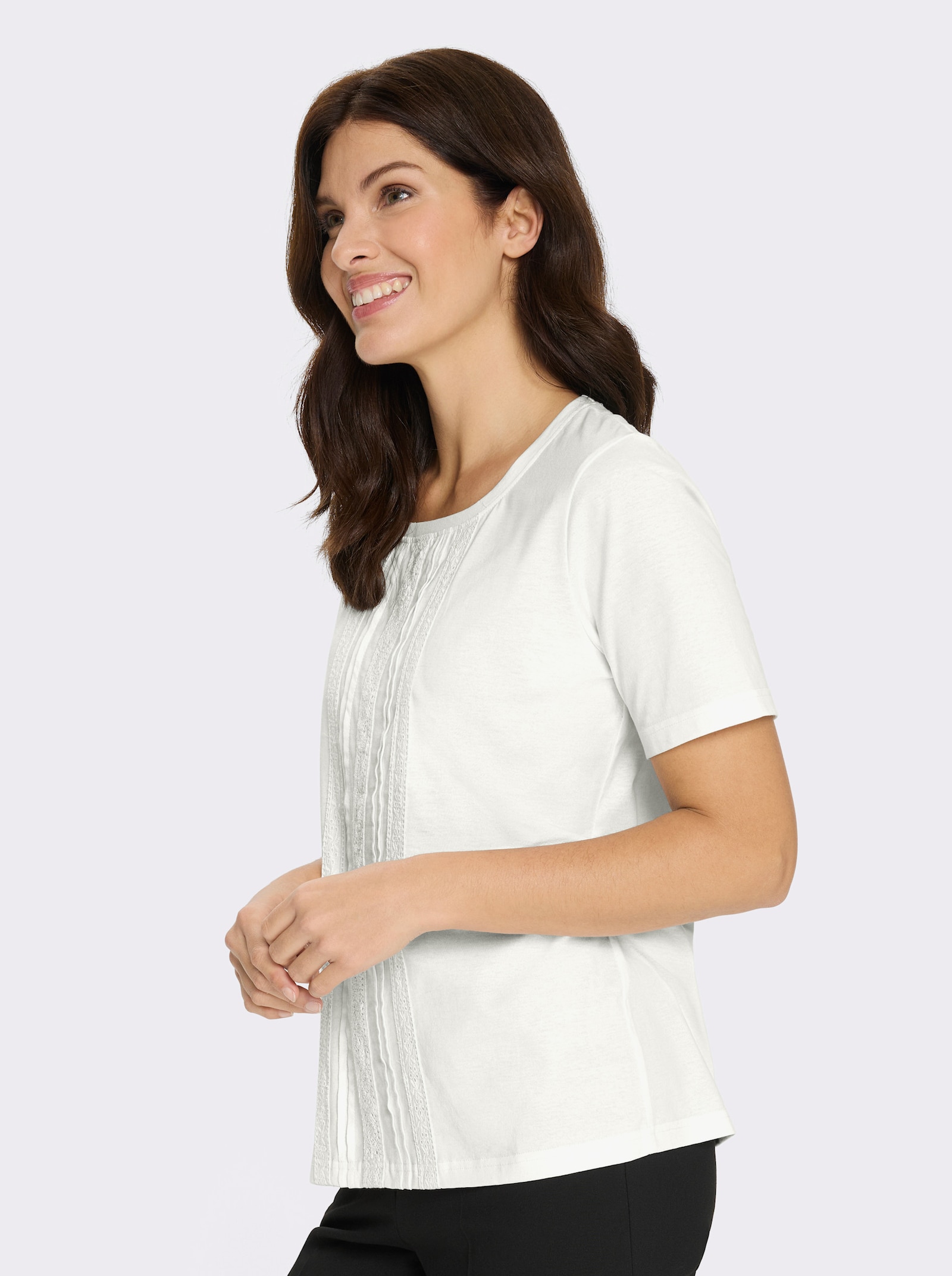 Kurzarmshirt in figurfreundlicher A-Linie - ecru