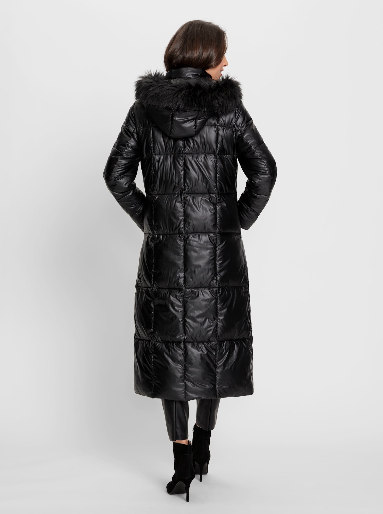 heine Wintermantel mit abnehmbarer Kapuze - schwarz