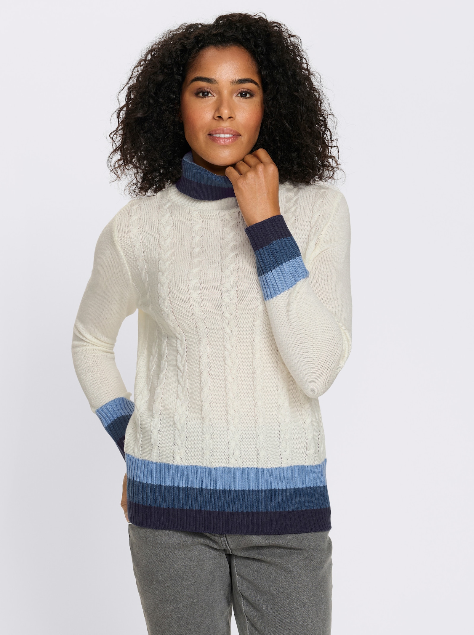 Rollkragenpullover mit Zopfmuster vorne - ecru-marine