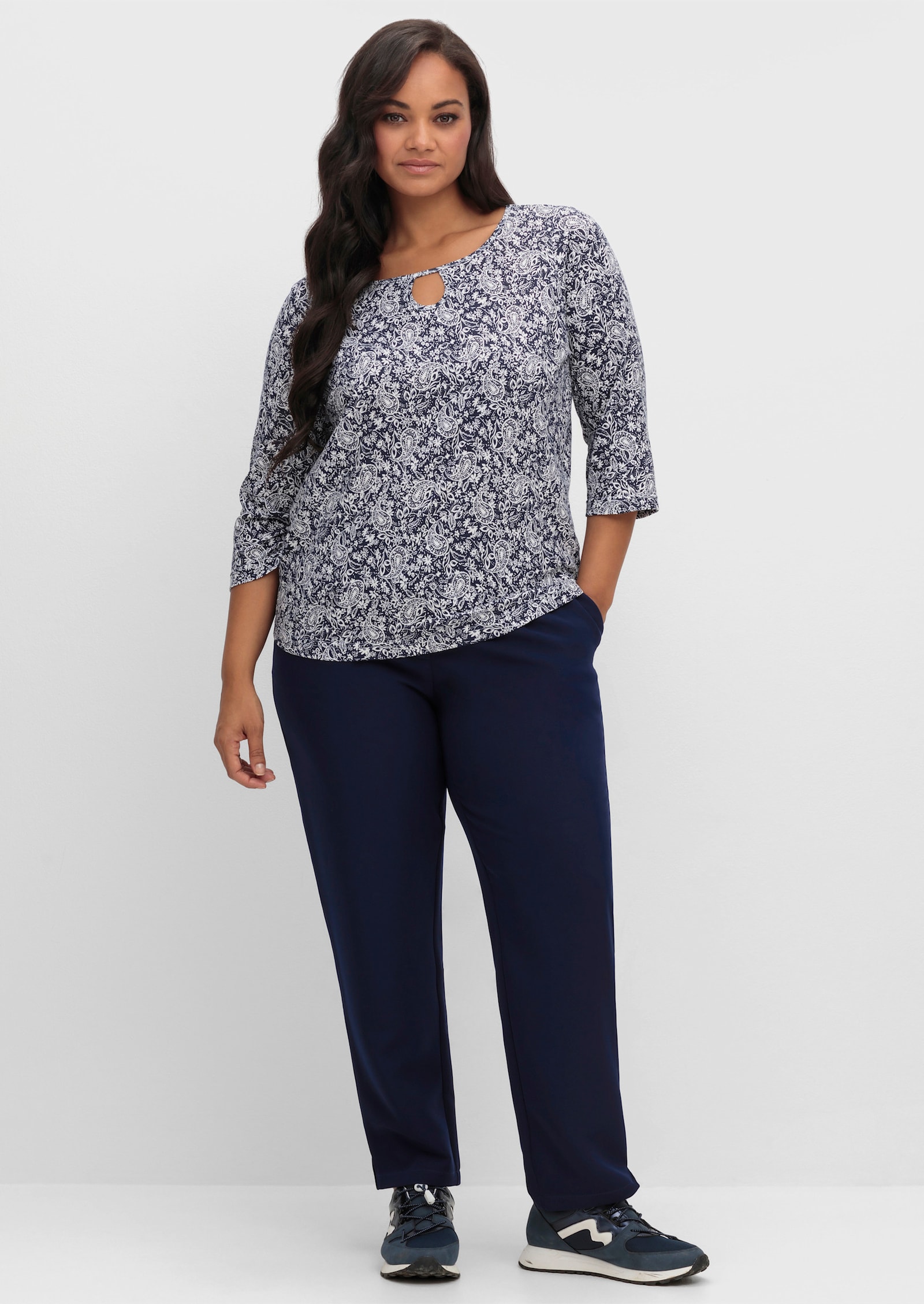 Print-Shirt mit Ausschnitt mit Schlitz - marine-bedruckt