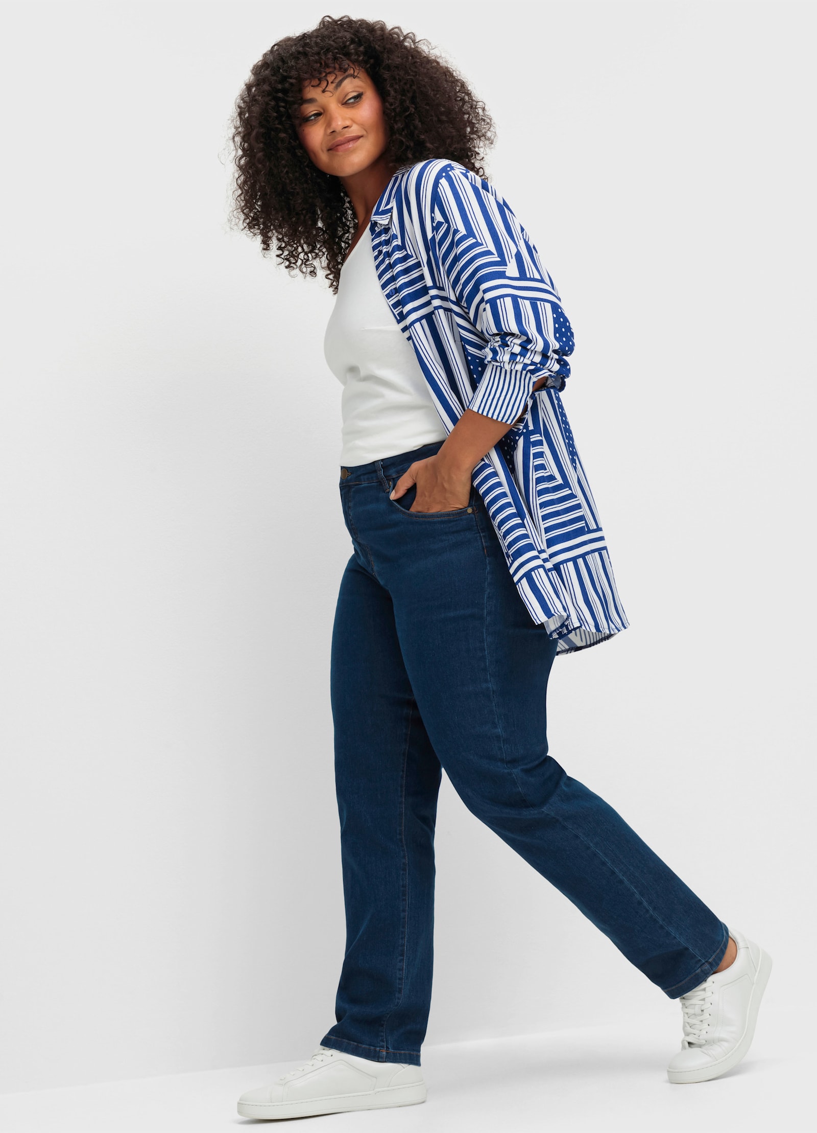 5-Pocket-Jeans mit bestickten Gesäßtaschen - blue-stone-washed