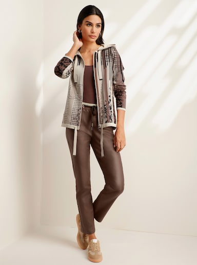 heine Kapuzenstrickjacke mit Ziersteinchen - sand-schwarz-bedruckt