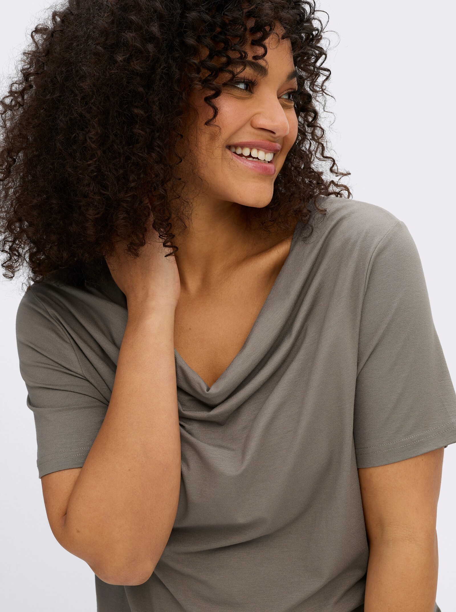 Wasserfallshirt mit kurzen Ärmeln - taupe