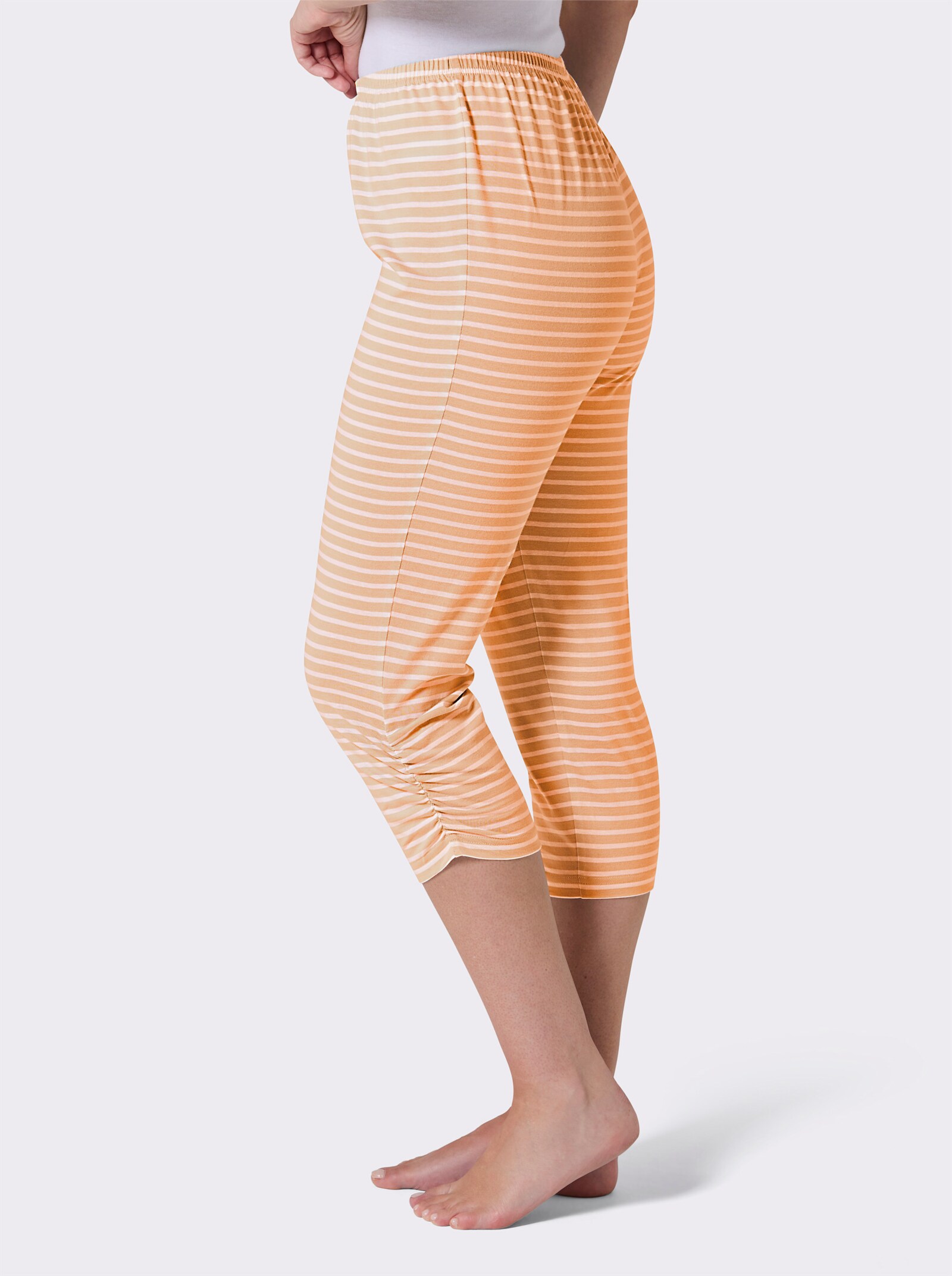 wäschepur Capri-Schlafanzughose mit seitlichen Raffungen - apricot-weiß-geringelt