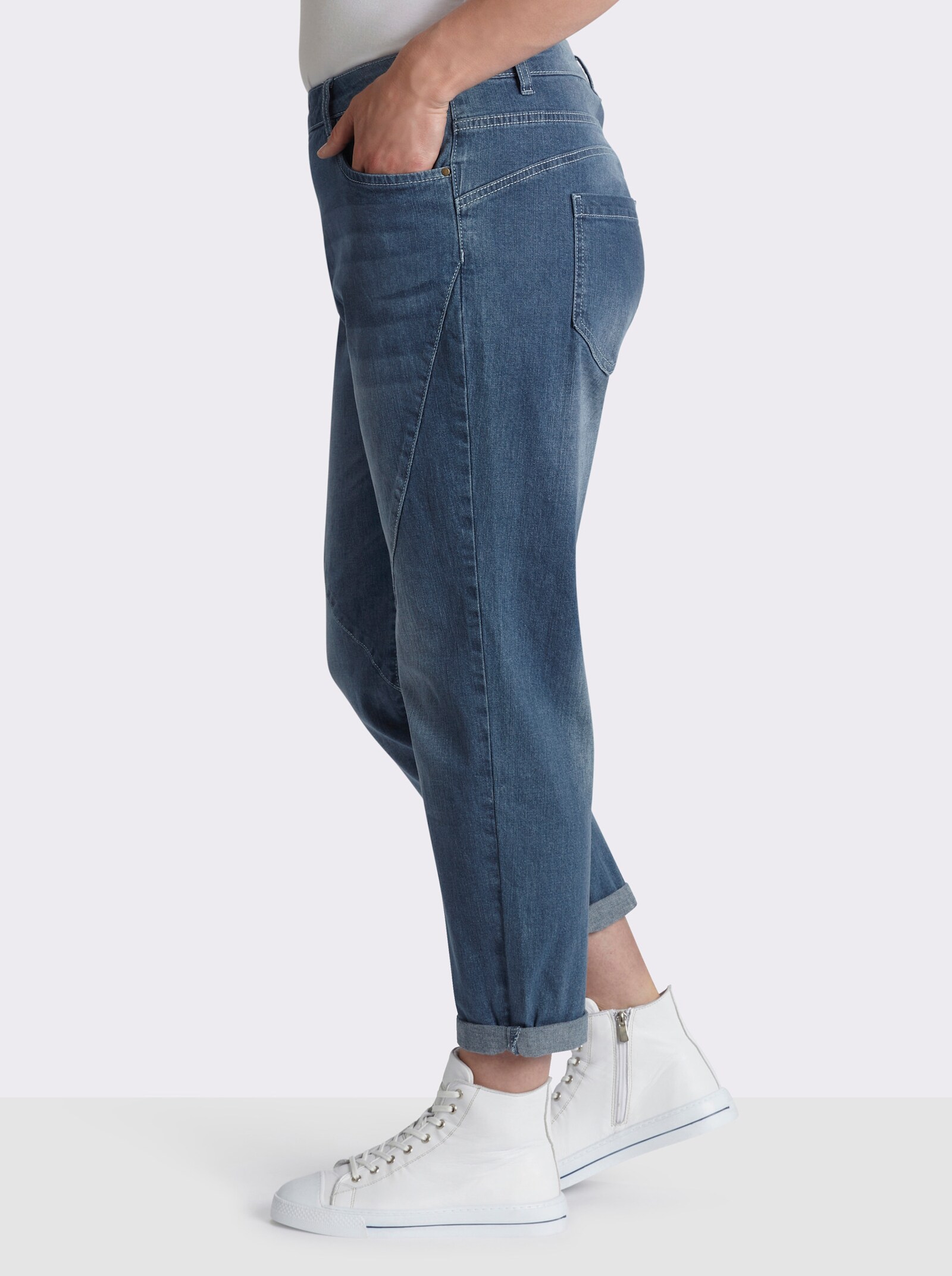 Jeans mit sichtbarem Knopfverschluss - blue-stone-washed