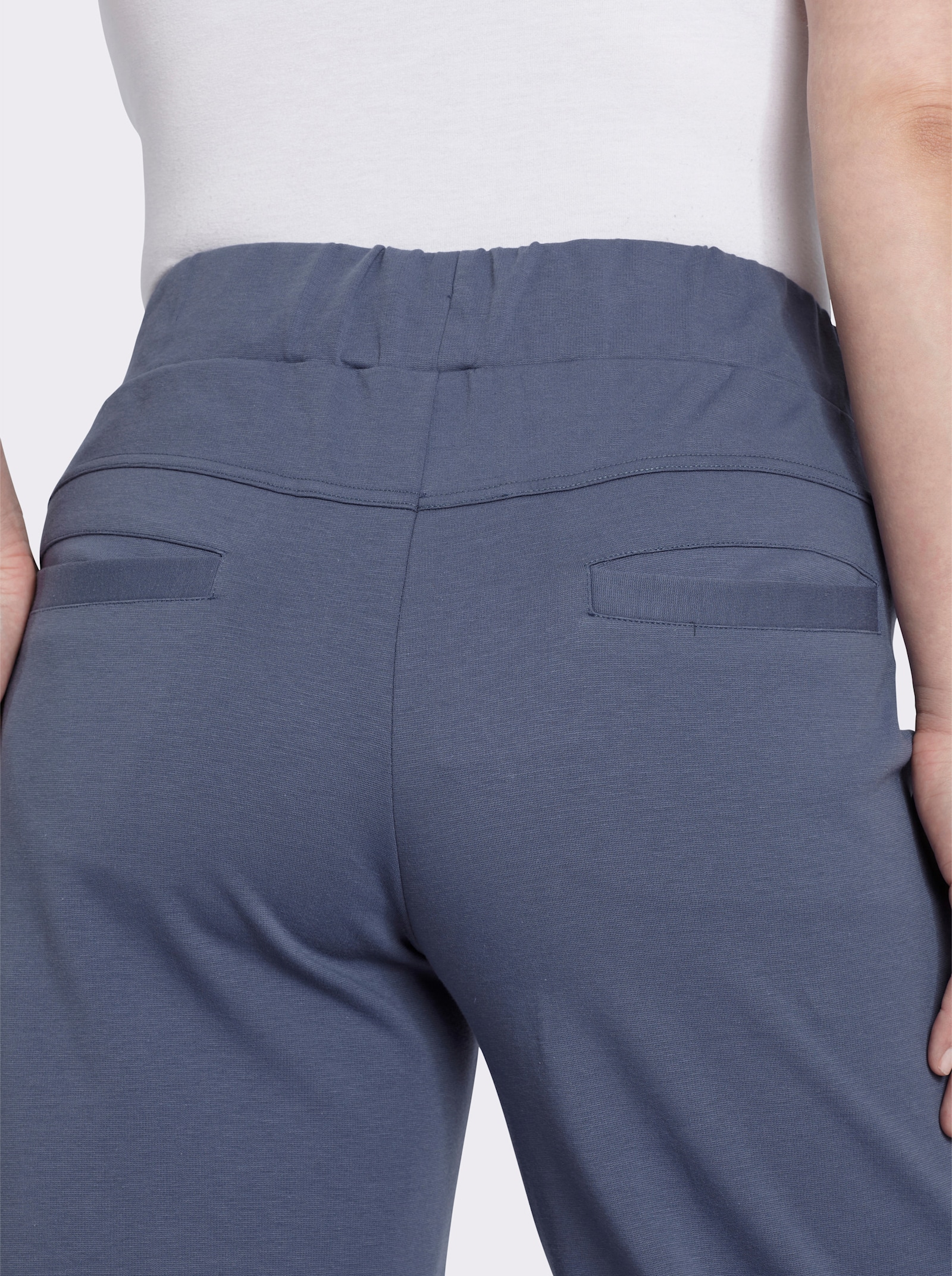 sheego Jogg Pants mit schmalem Bein - rauchblau