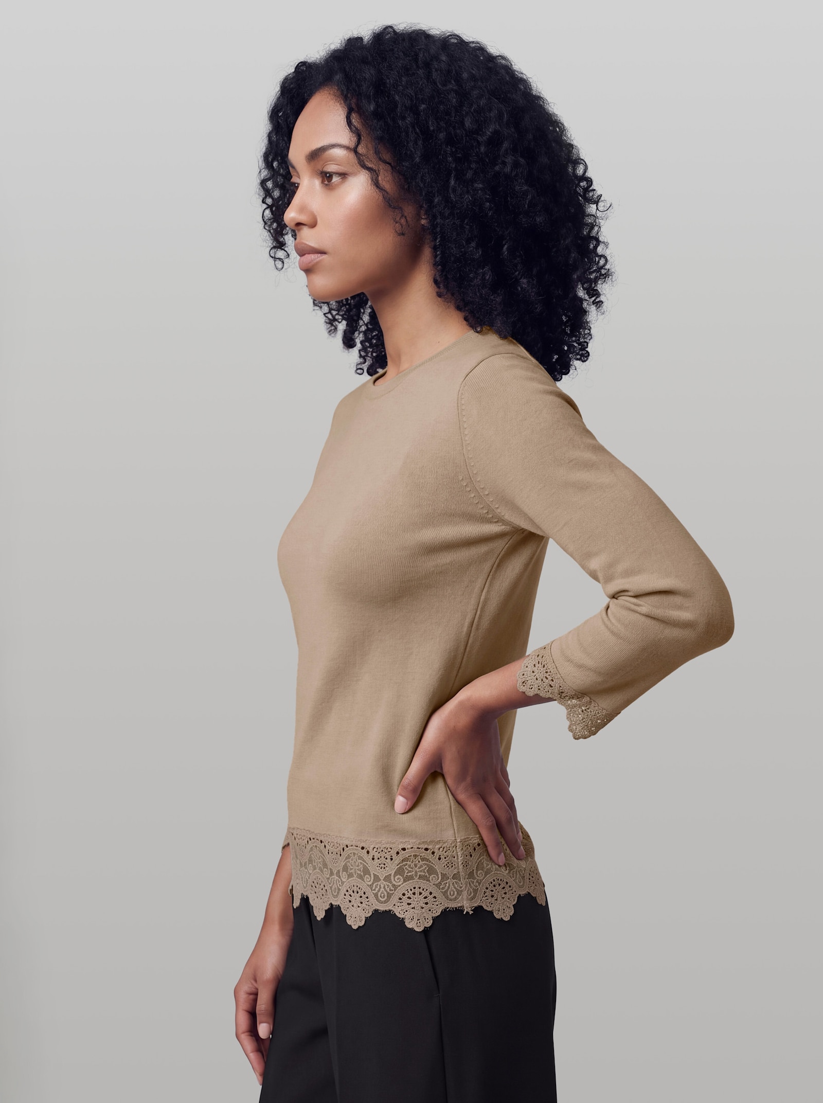 heine 3/4-Arm-Pullover mit Spitzensaum - sesam