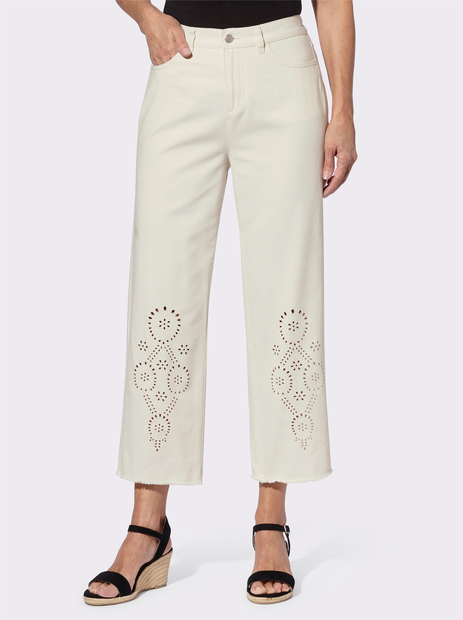 7/8-Jeans mit Cut-Out-Details - ecru