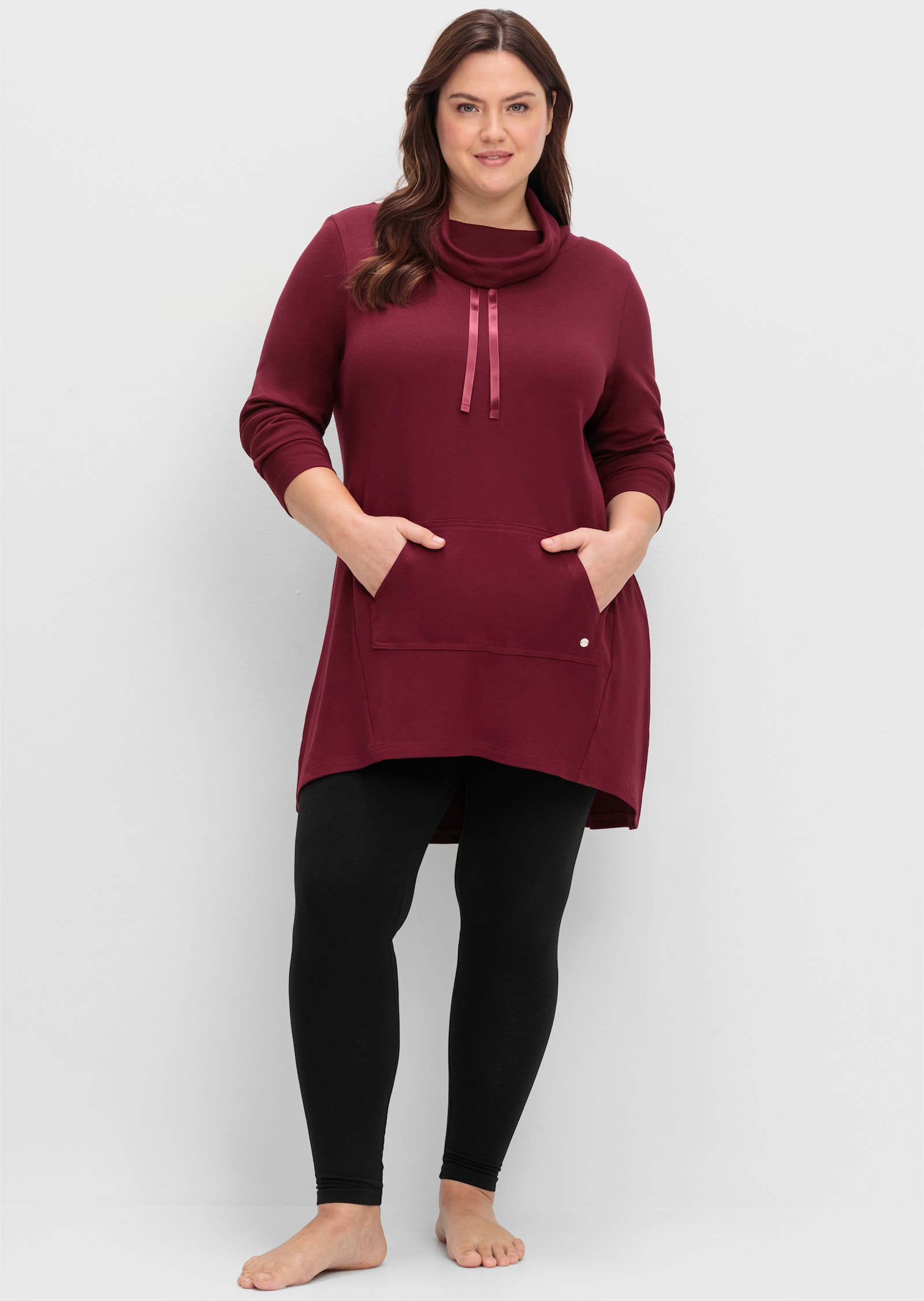 sheego Sweatshirt met capuchon en satijnen bandjes - wijnrood