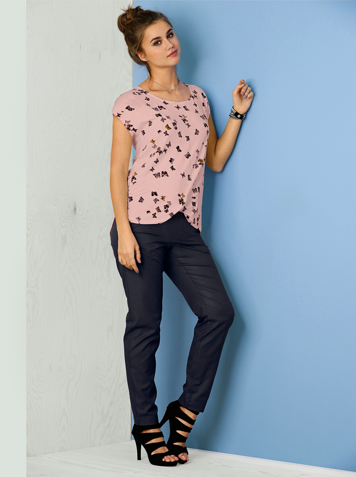 Rundhalsshirt - rosé-gemustert
