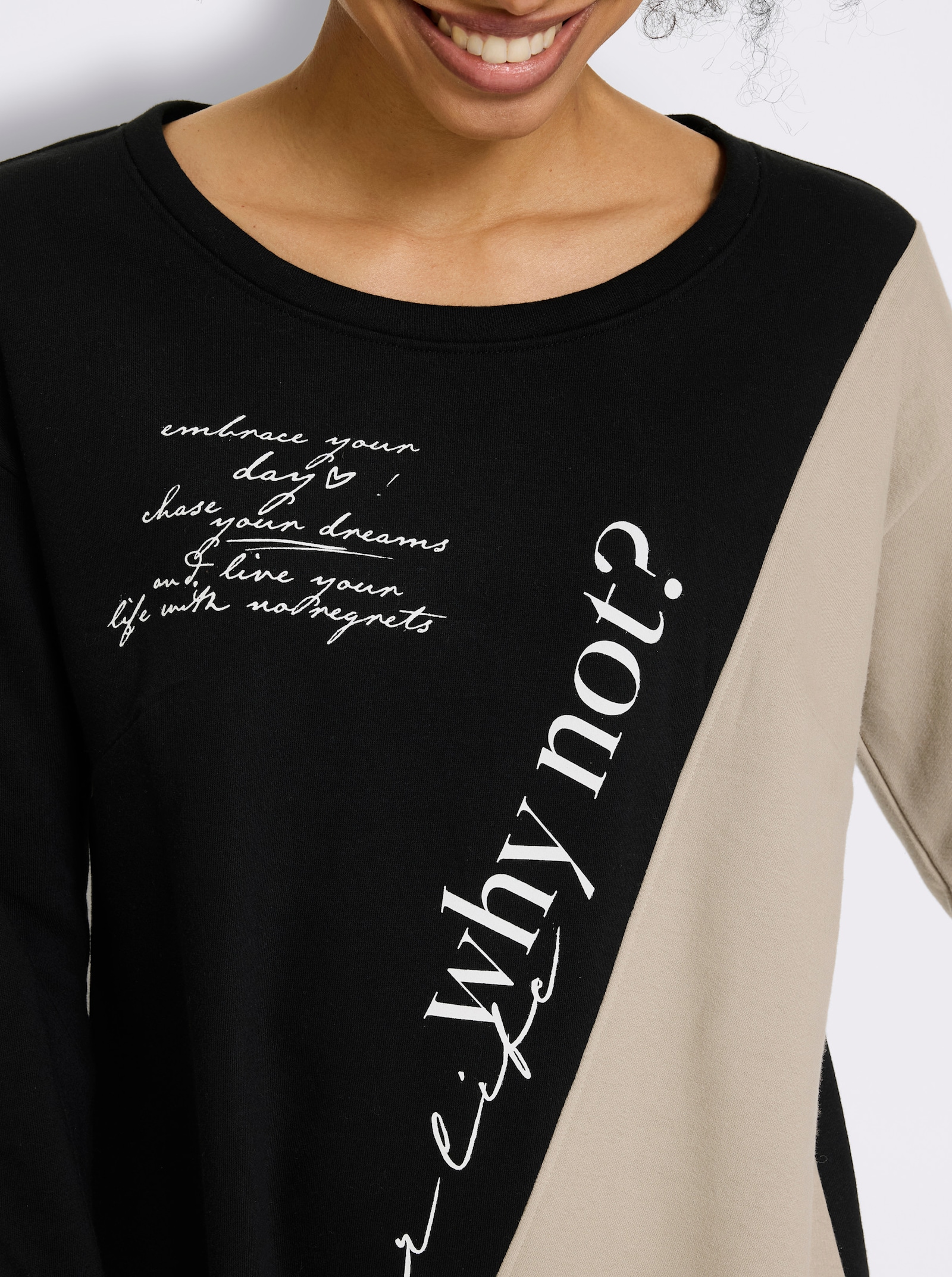 heine Sweatkleid mit diagonalem Streifen - sesam-schwarz-bedruckt