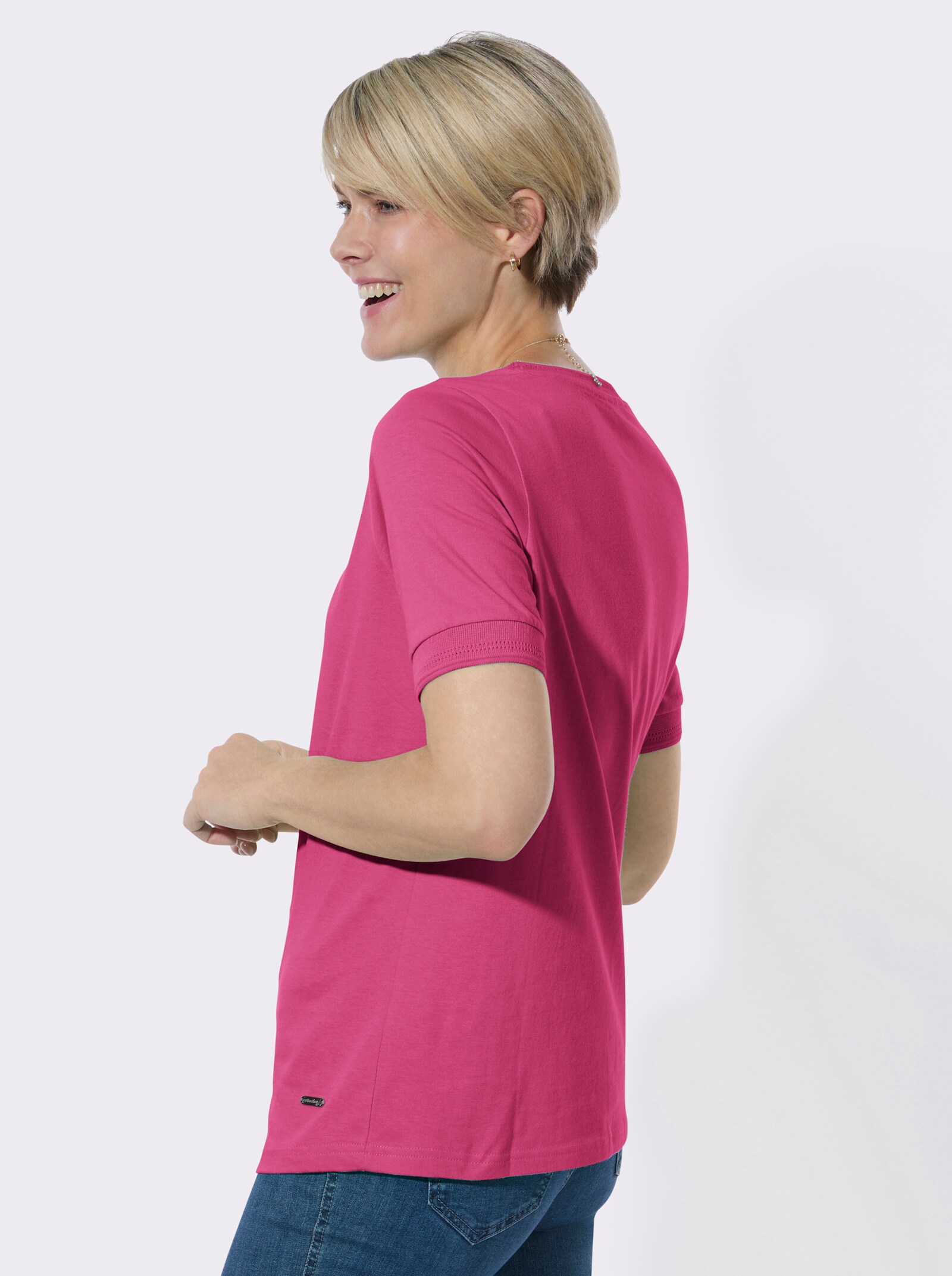 Rundhalsshirt mit Ajourmuster an Kragen und Ärmeln - fuchsia