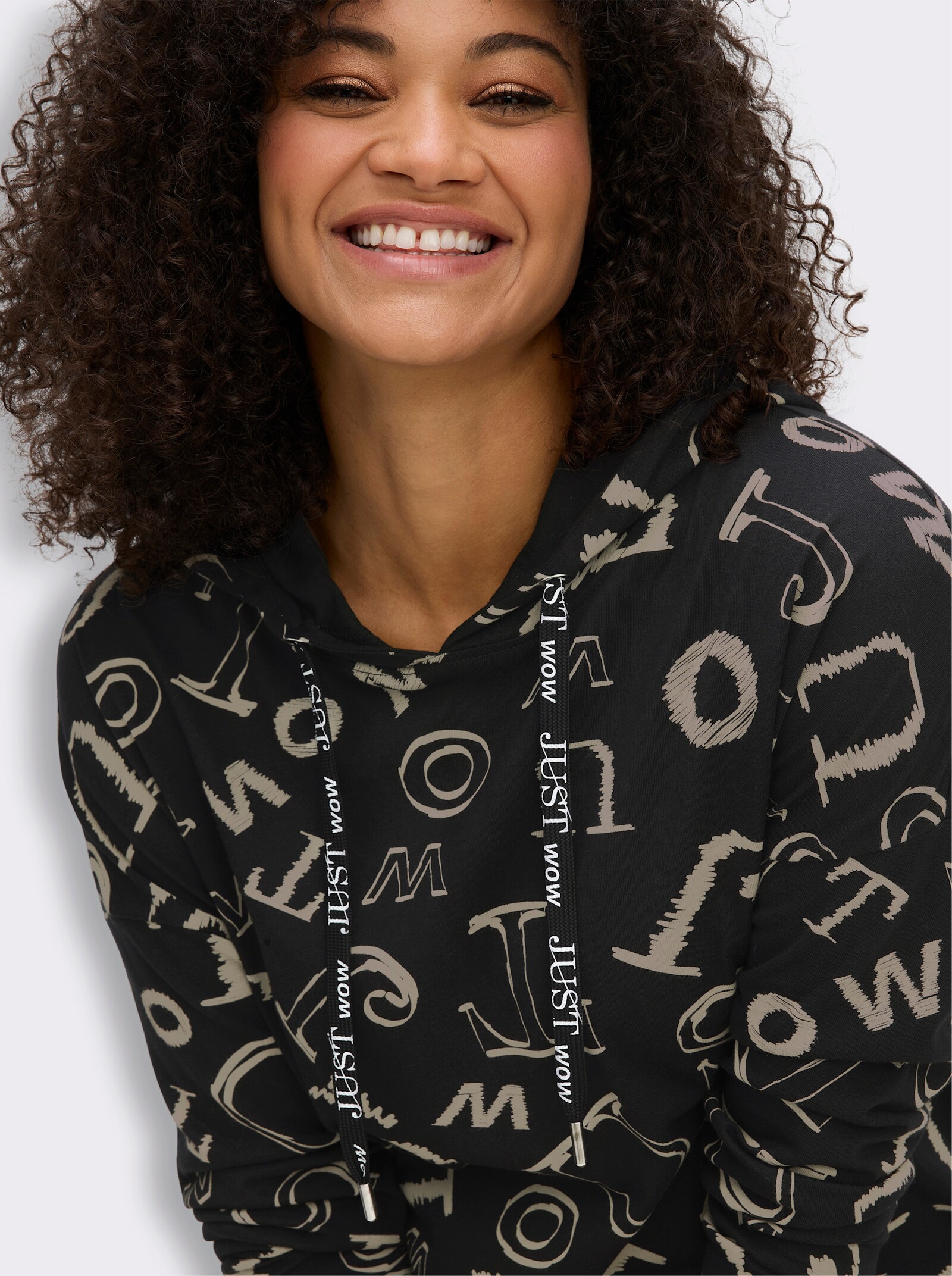 Longshirt im Lettering-Dessin - schwarz-schlamm