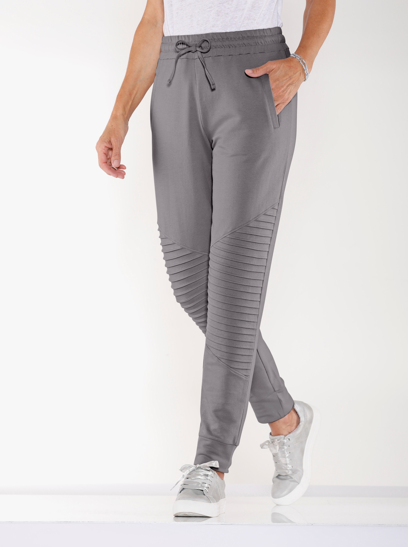 Schlupfhose mit Biesenverzierung - grau