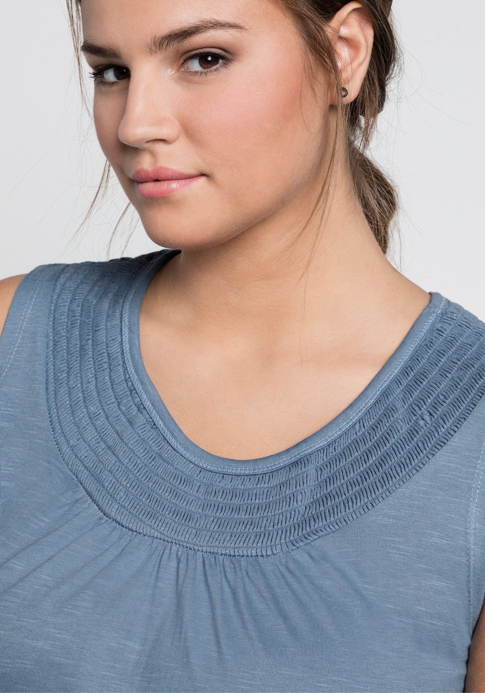 sheego Jerseyjurk in wijde A-lijn, mouwloos - bleu