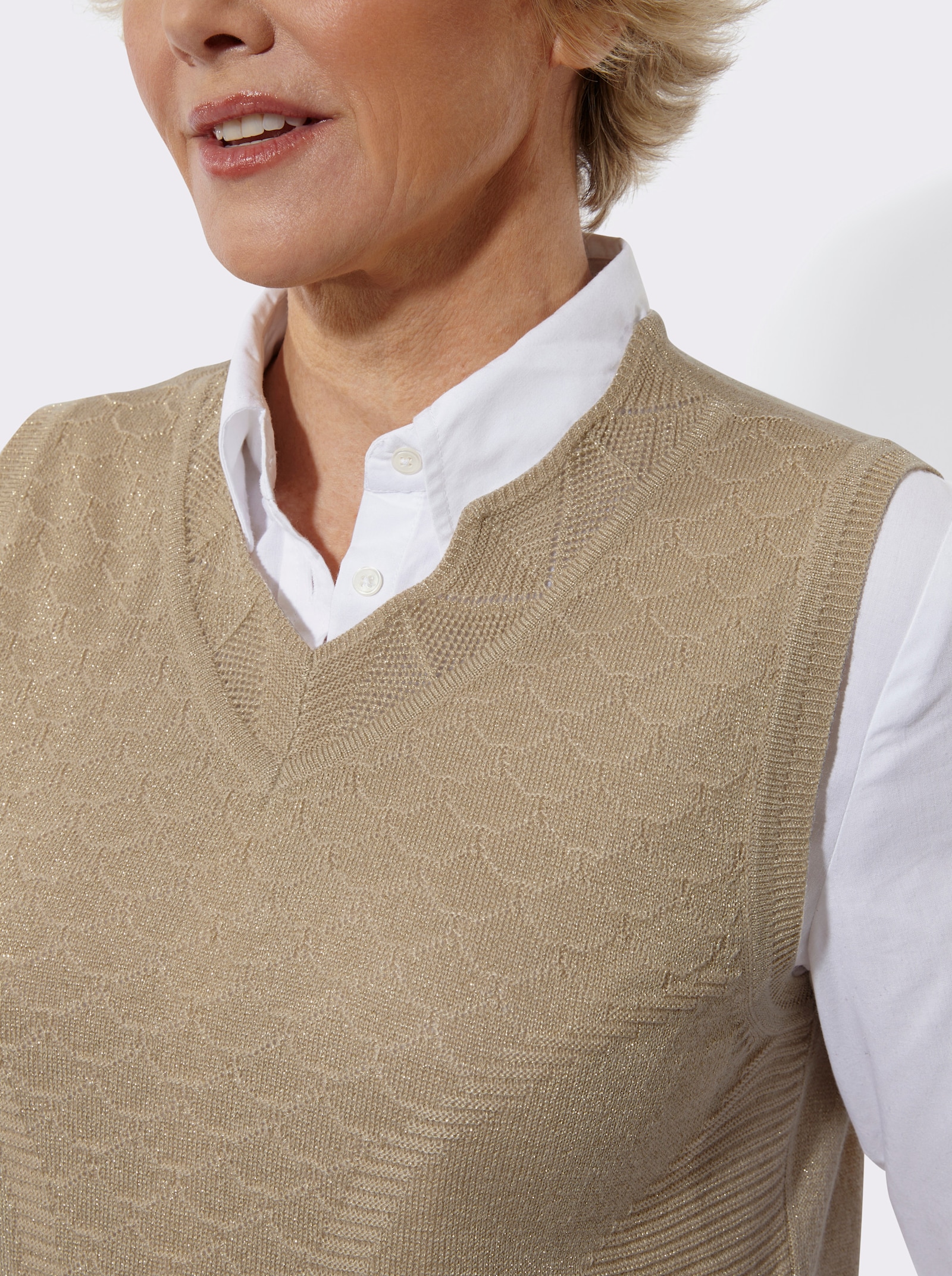 Pullunder mit Glanzgarn - sand-goldfarben-meliert