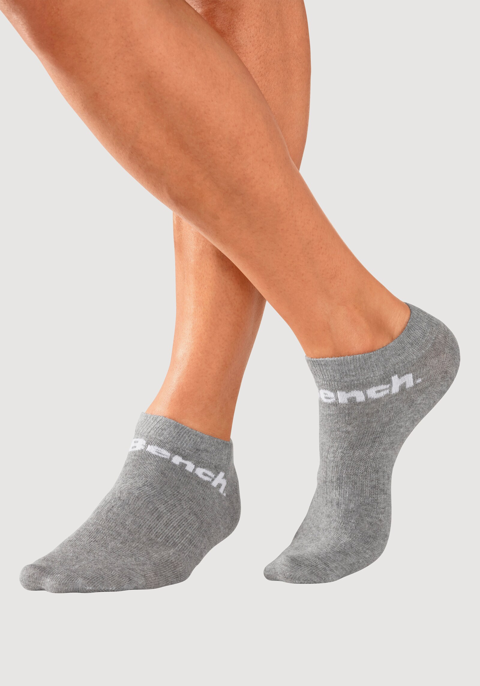Bench. Sportsocken - 2x schwarz, 2x weiß, 2x grau-meliert