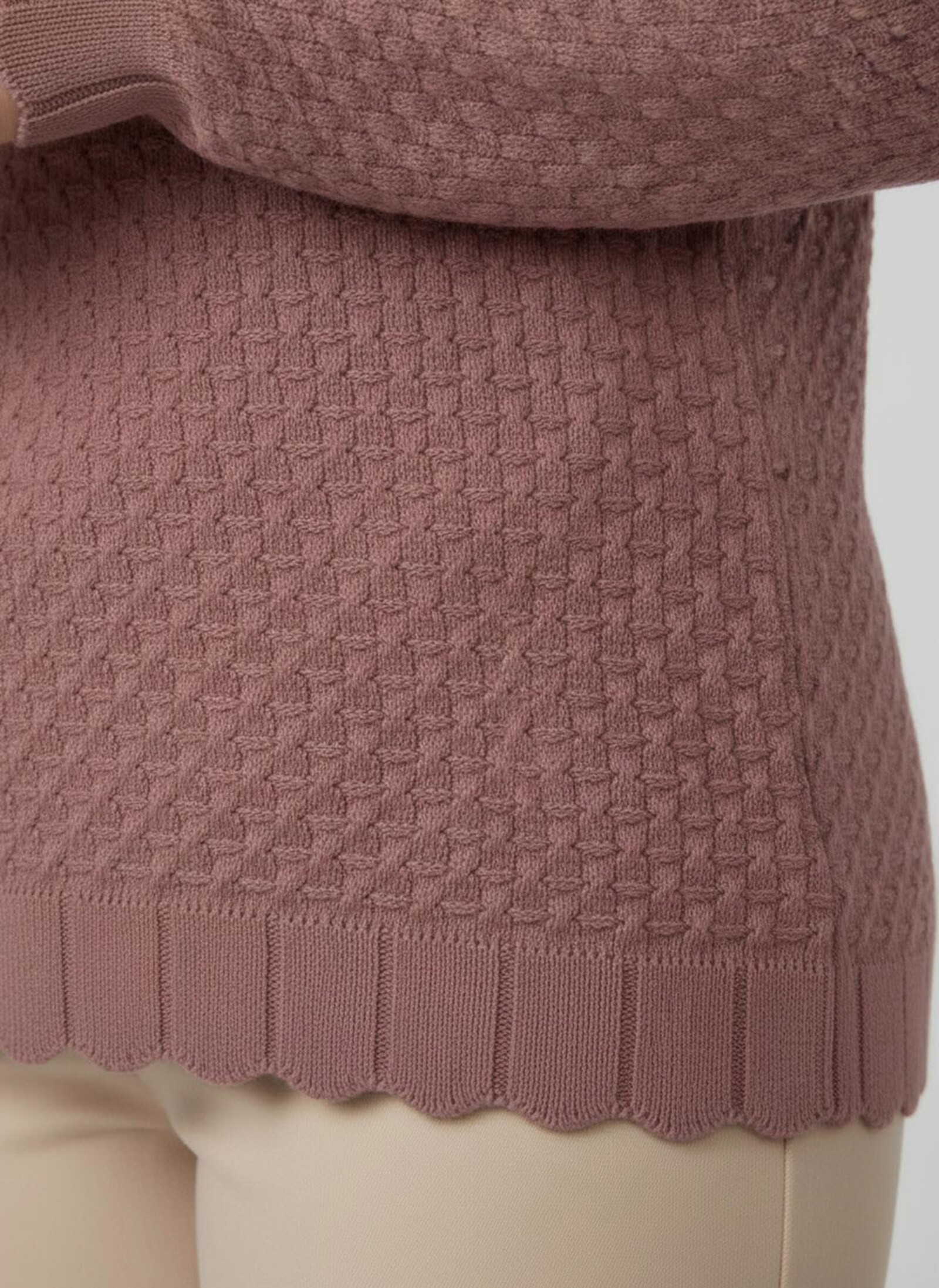 Feinstrickpullover mit Zopf-Muster - rosenholz