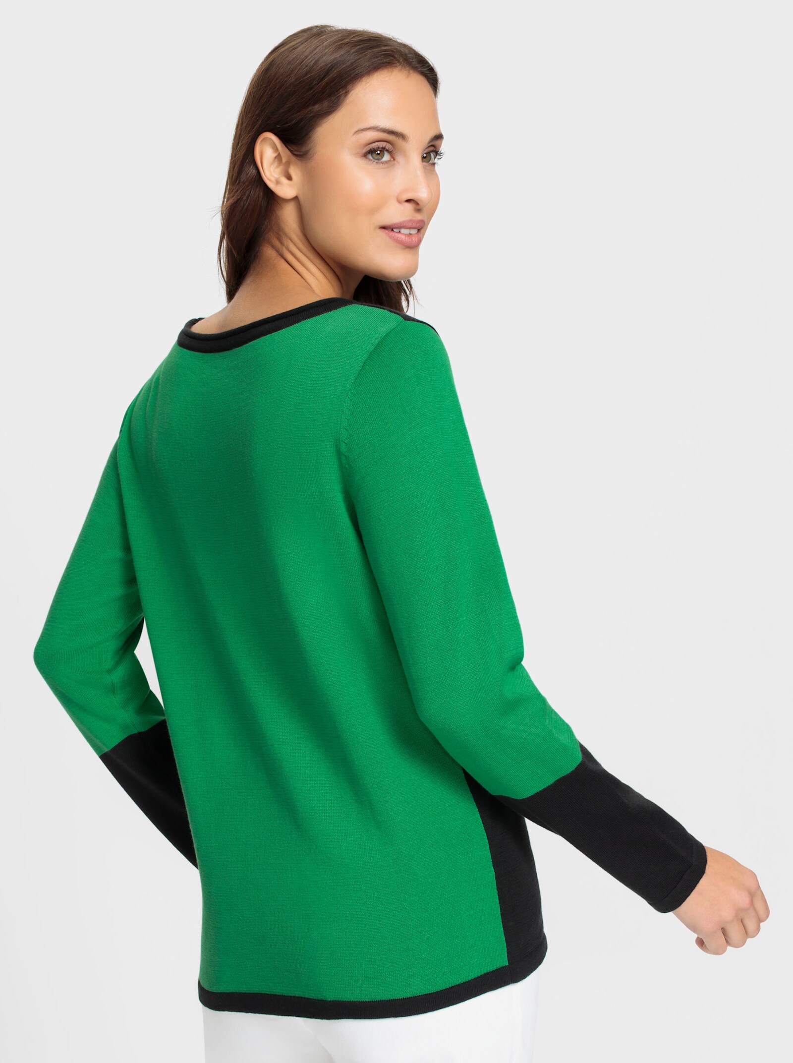 Pullover mit Einstrickmuster - grasgrün-schwarz-gemustert