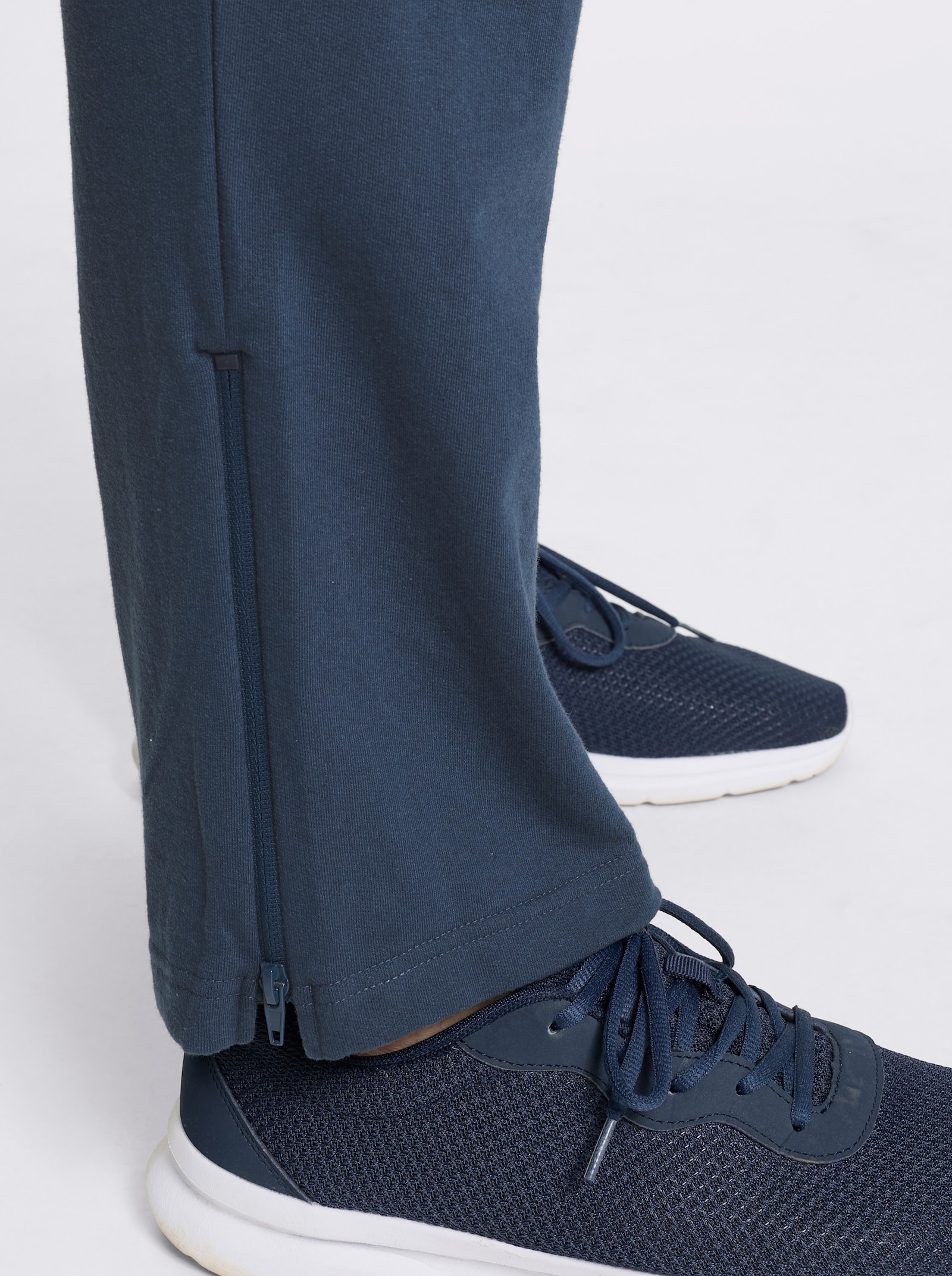 Catamaran Sports Freizeithose mit Reißverschluss am Saum - dunkelblau