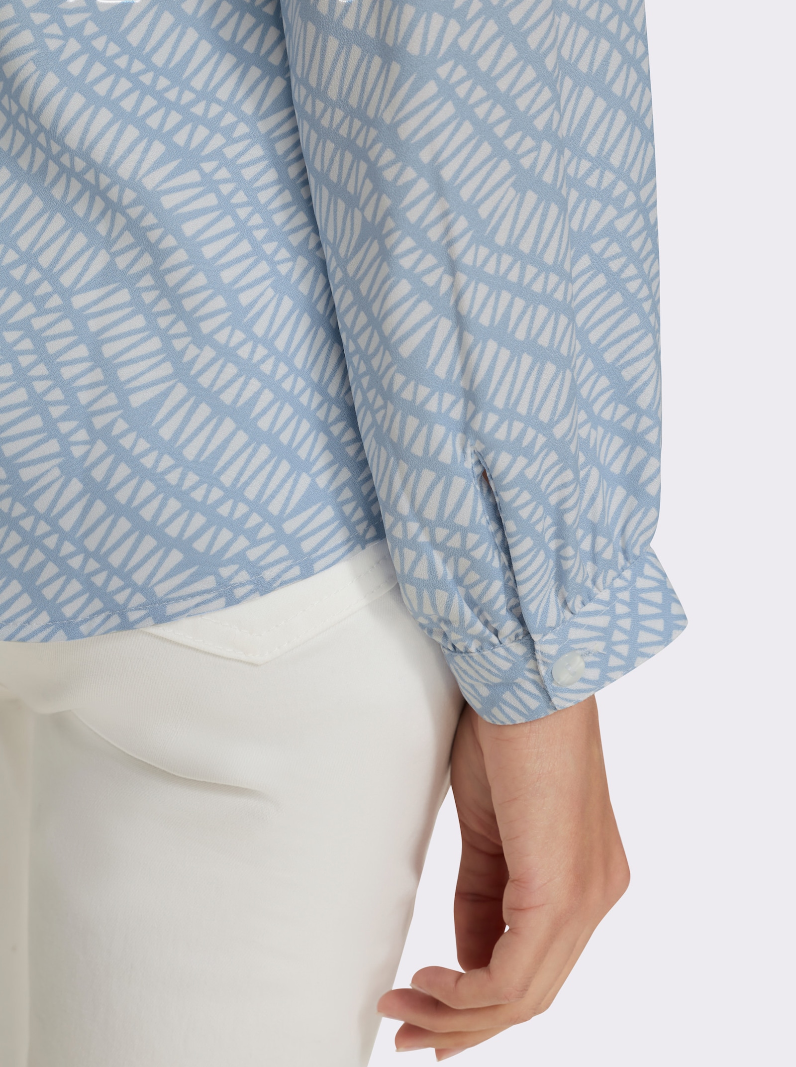 heine Schlupfbluse in Kofferware - eisblau-ecru-bedruckt