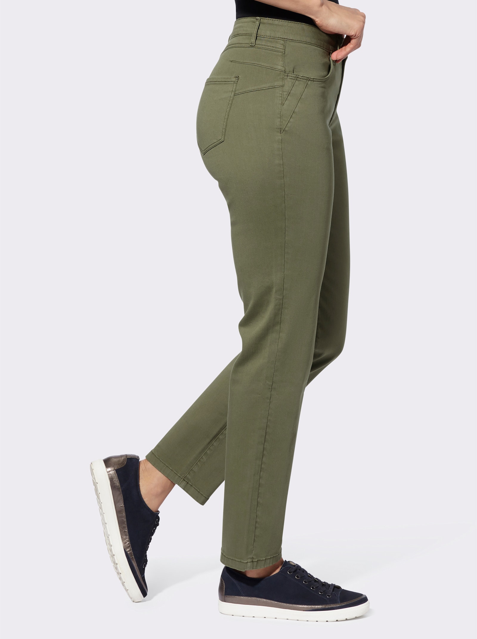 Jeans in Baumwoll-Stretch-Qualität - oliv