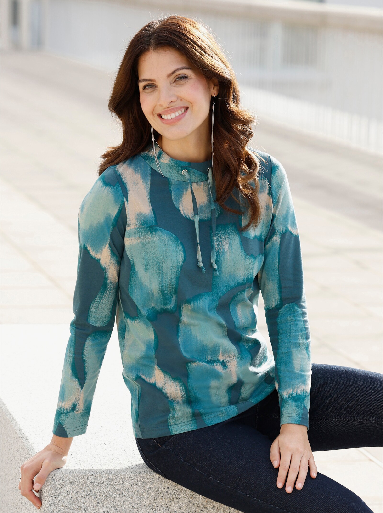 Stehkragenshirt mit Bindeband - ozean-petrol-bedruckt